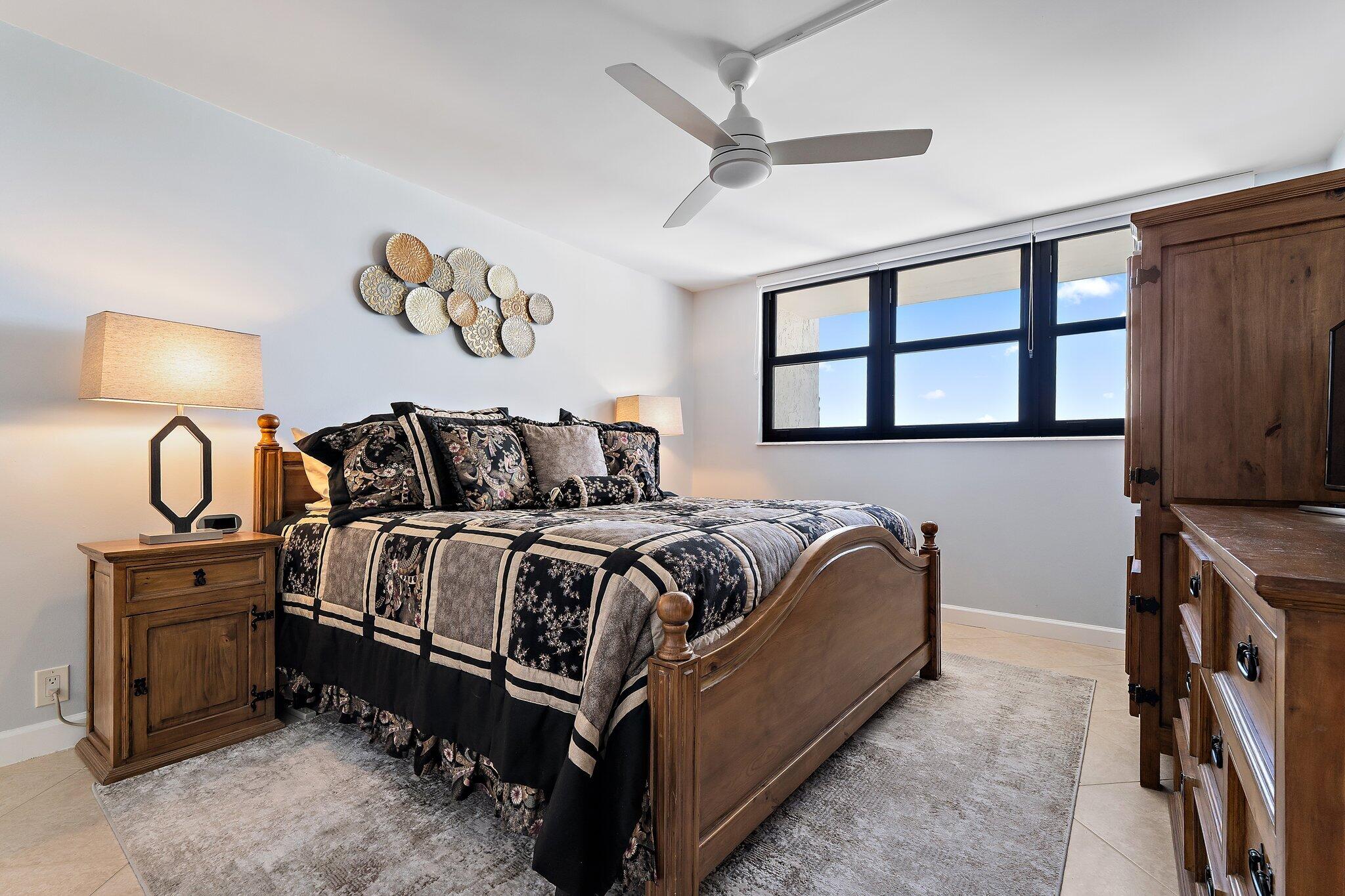 GEMINI CONDO - Residential