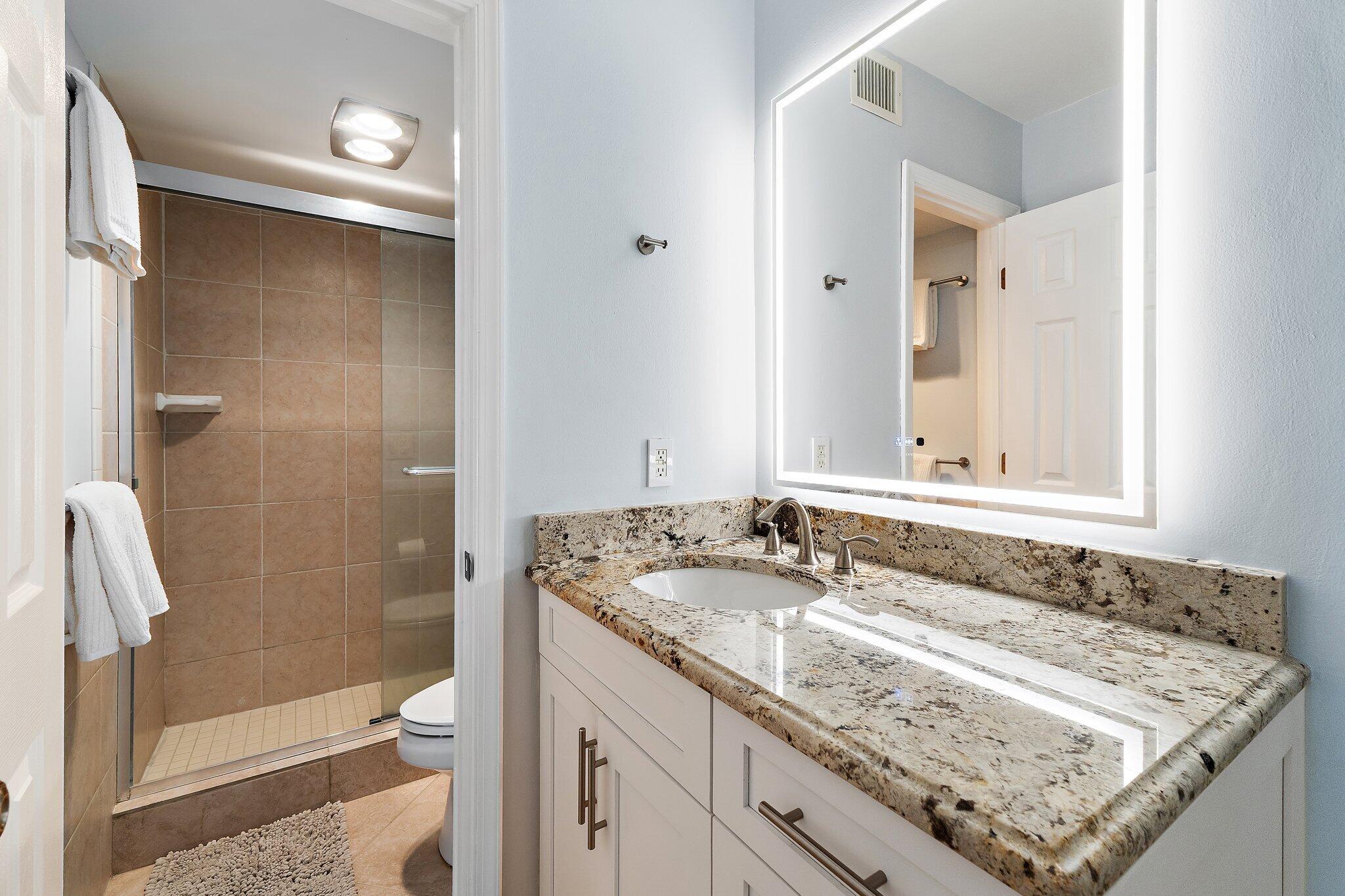 GEMINI CONDO - Residential