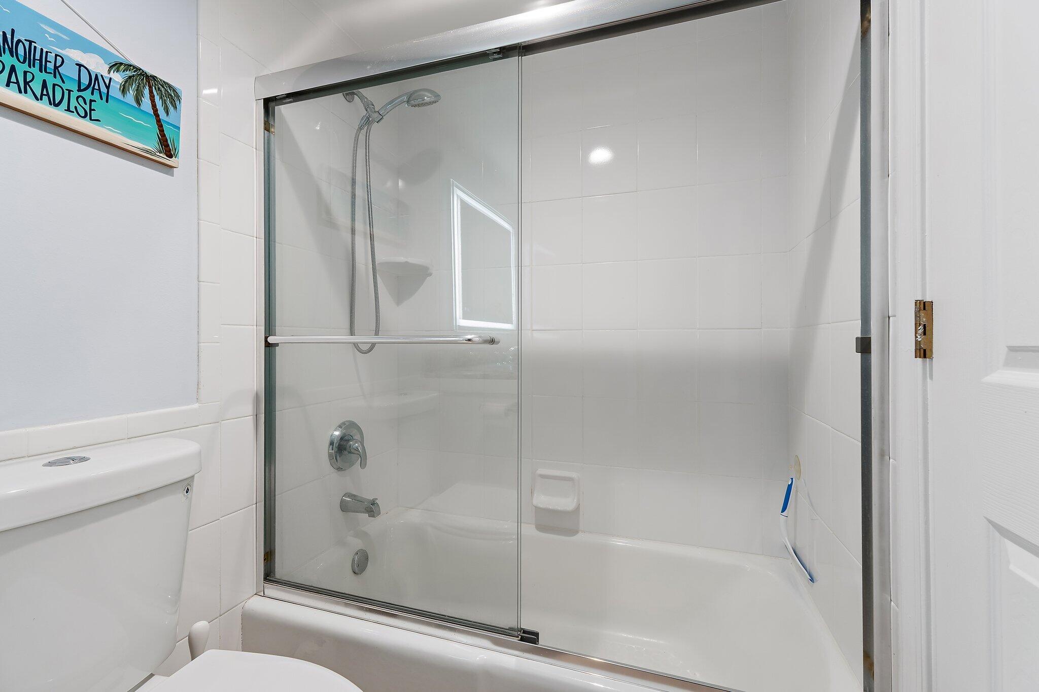GEMINI CONDO - Residential