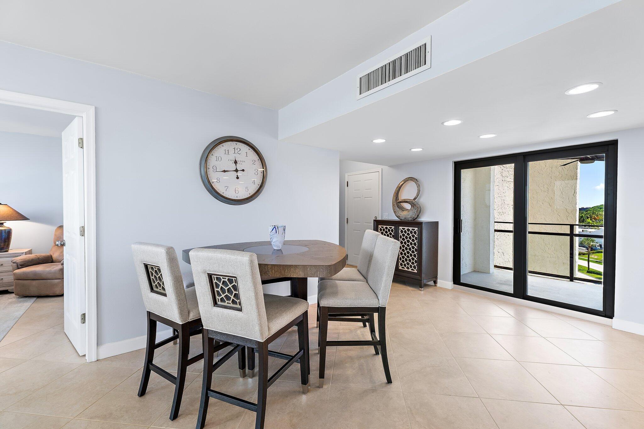GEMINI CONDO - Residential