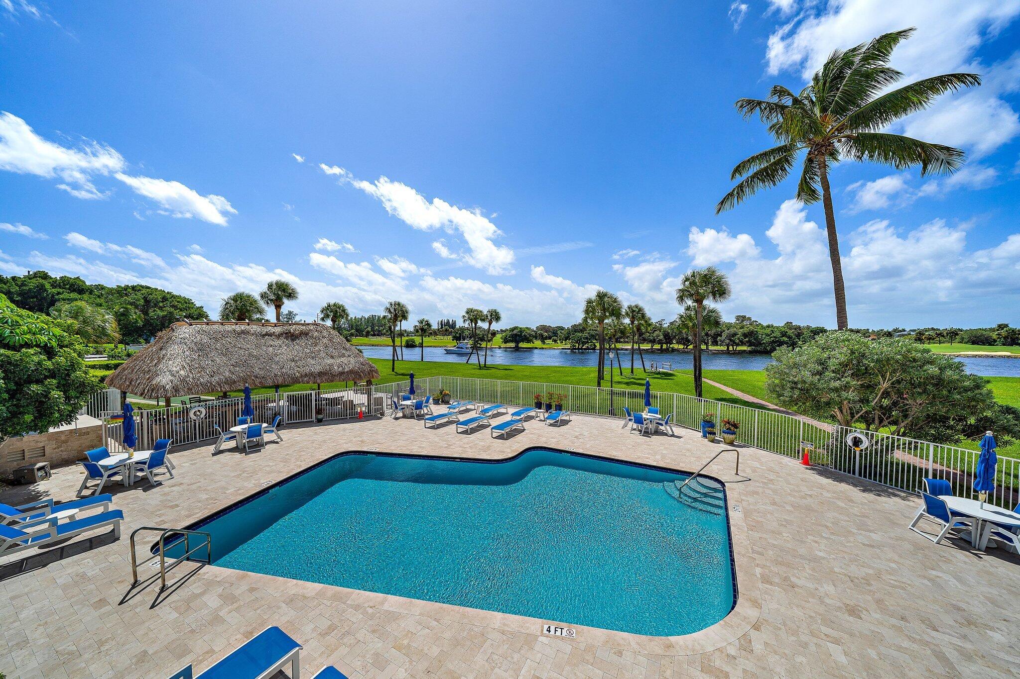 GEMINI CONDO - Residential