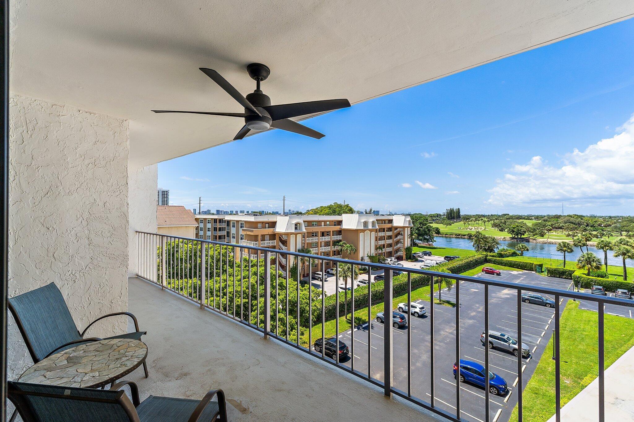 GEMINI CONDO - Residential