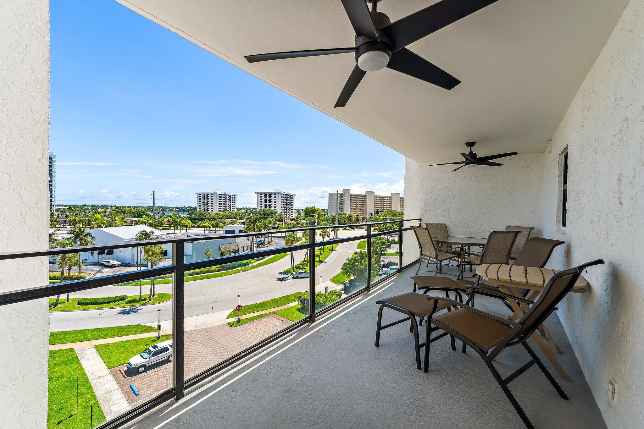 GEMINI CONDO - Residential