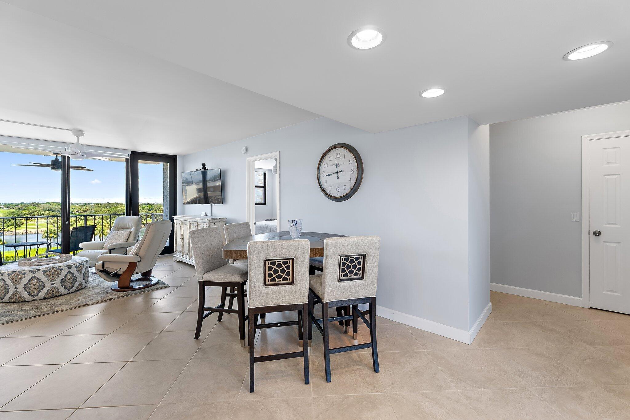 GEMINI CONDO - Residential