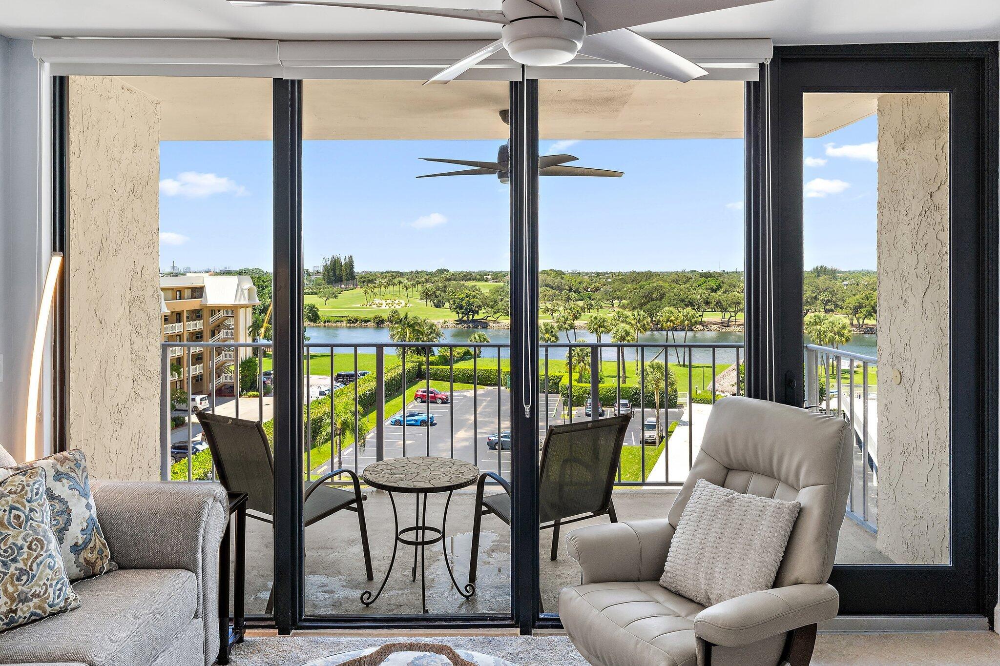 GEMINI CONDO - Residential