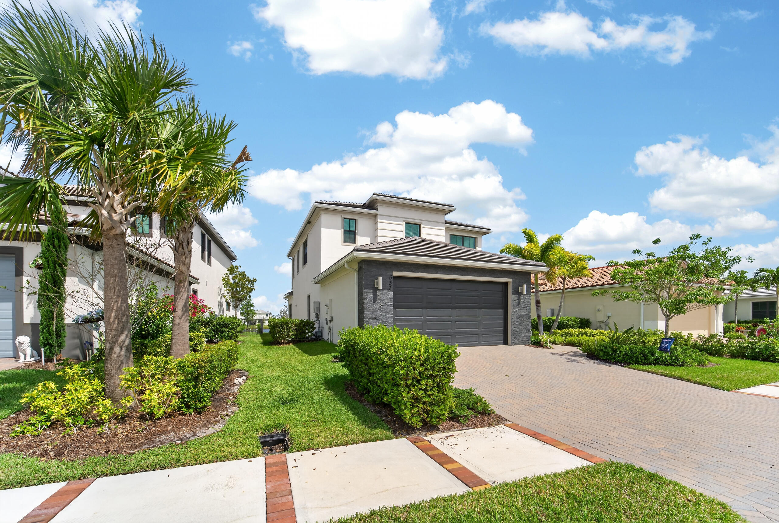 TESORO PLAT NO 20 - Residential