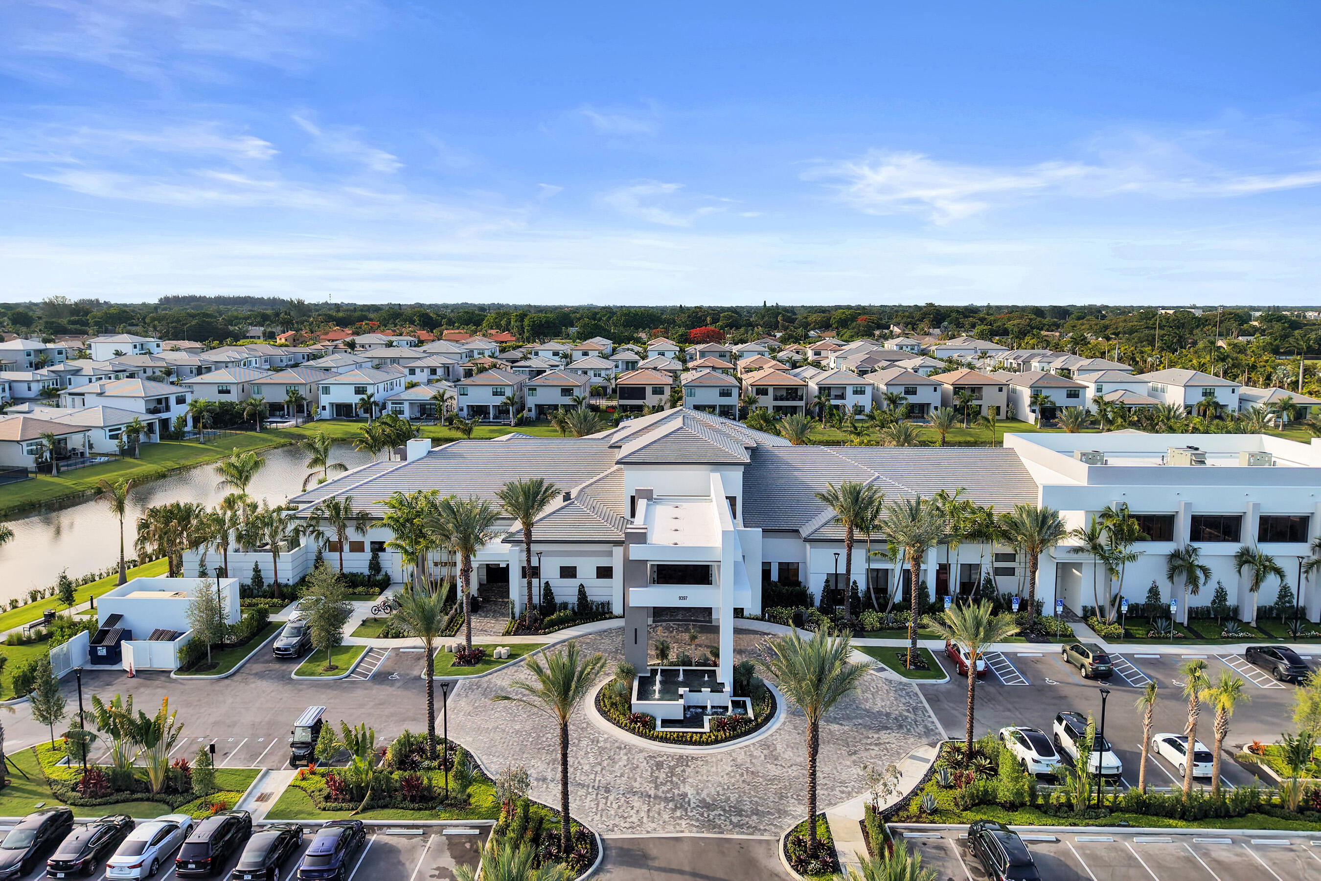 LOTUS EDGE - Residential
