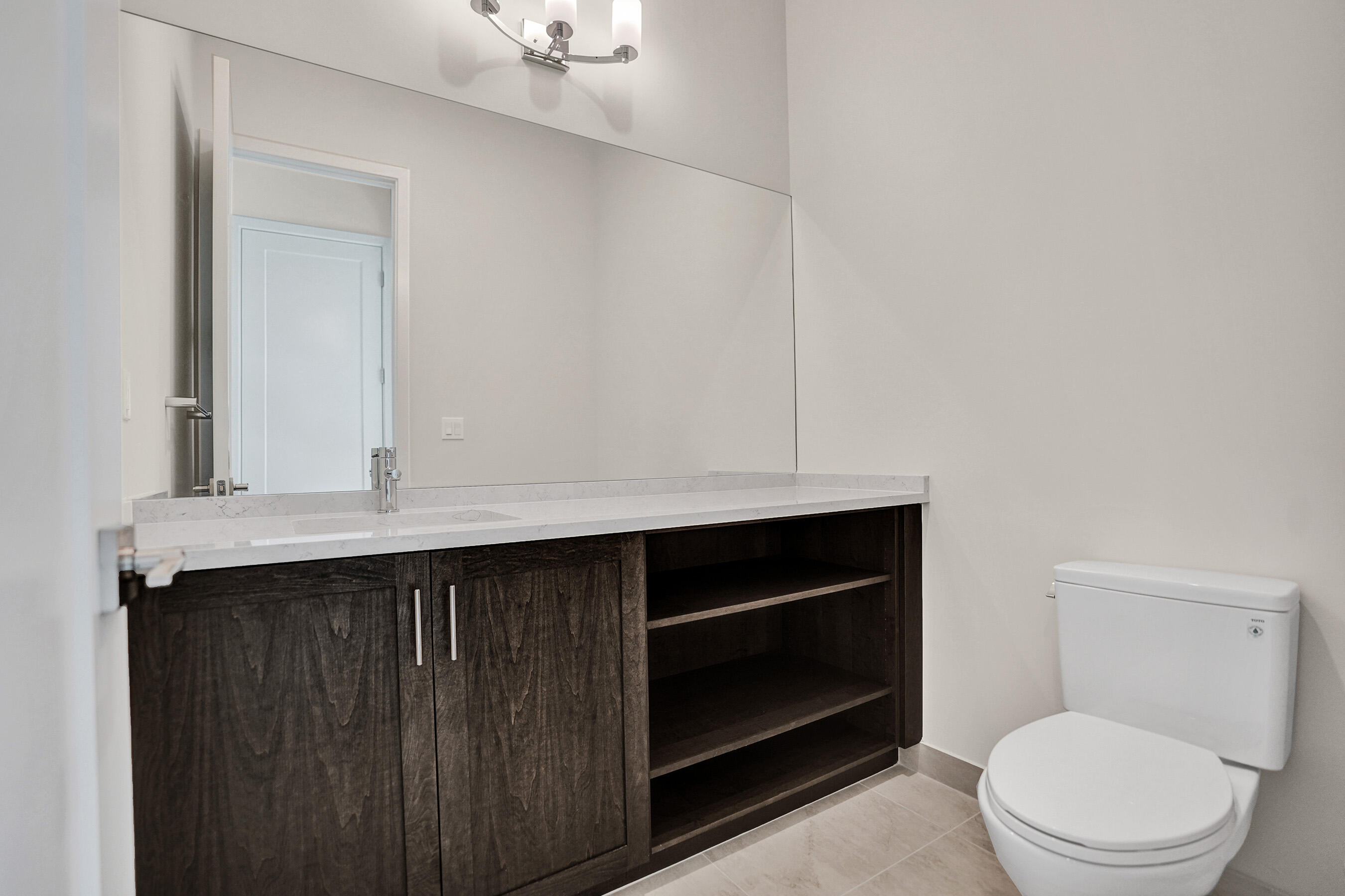 LOTUS EDGE - Residential