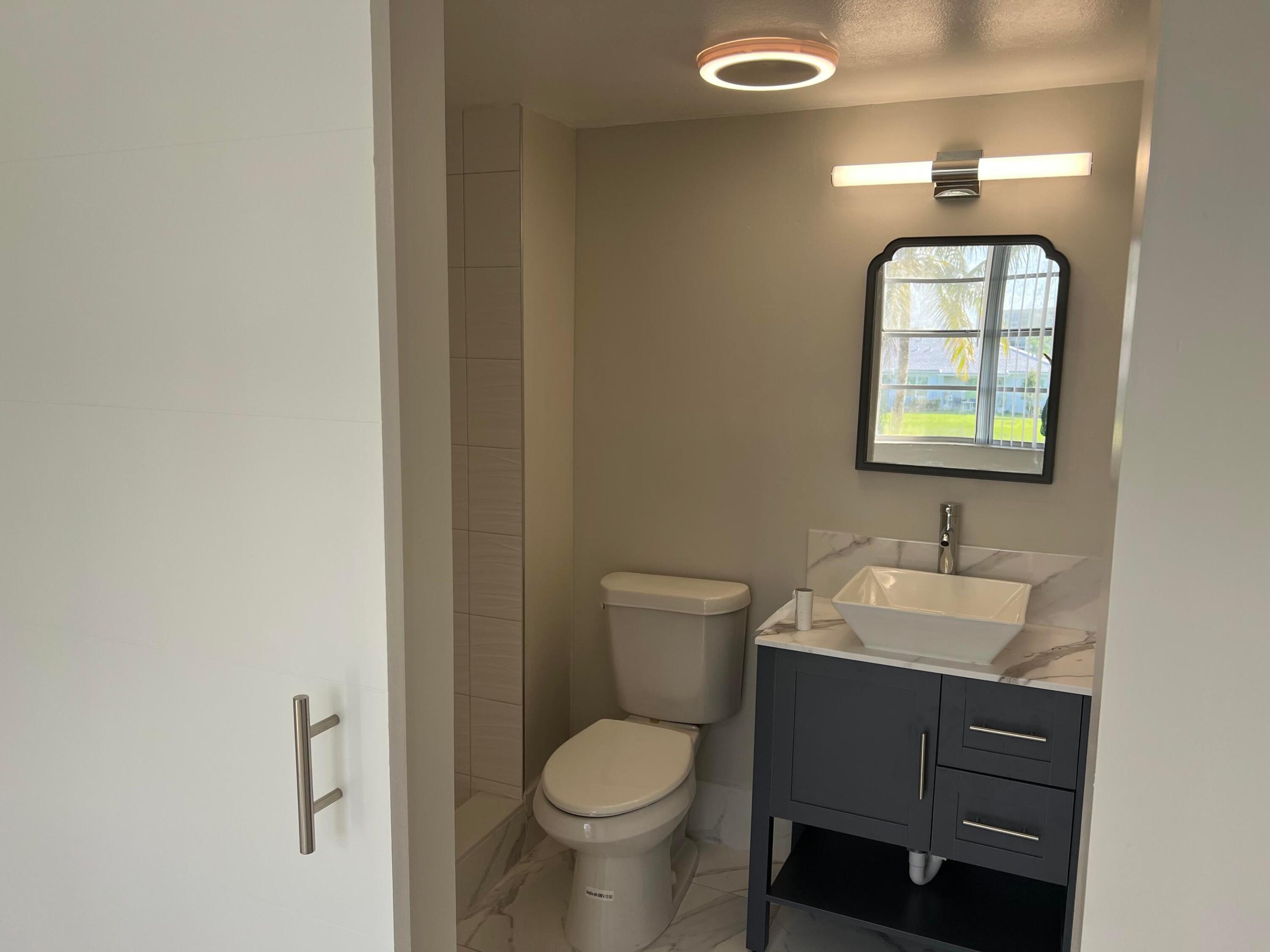 VILLAGES OF ORIOLE ABBEY CONDO - Residential