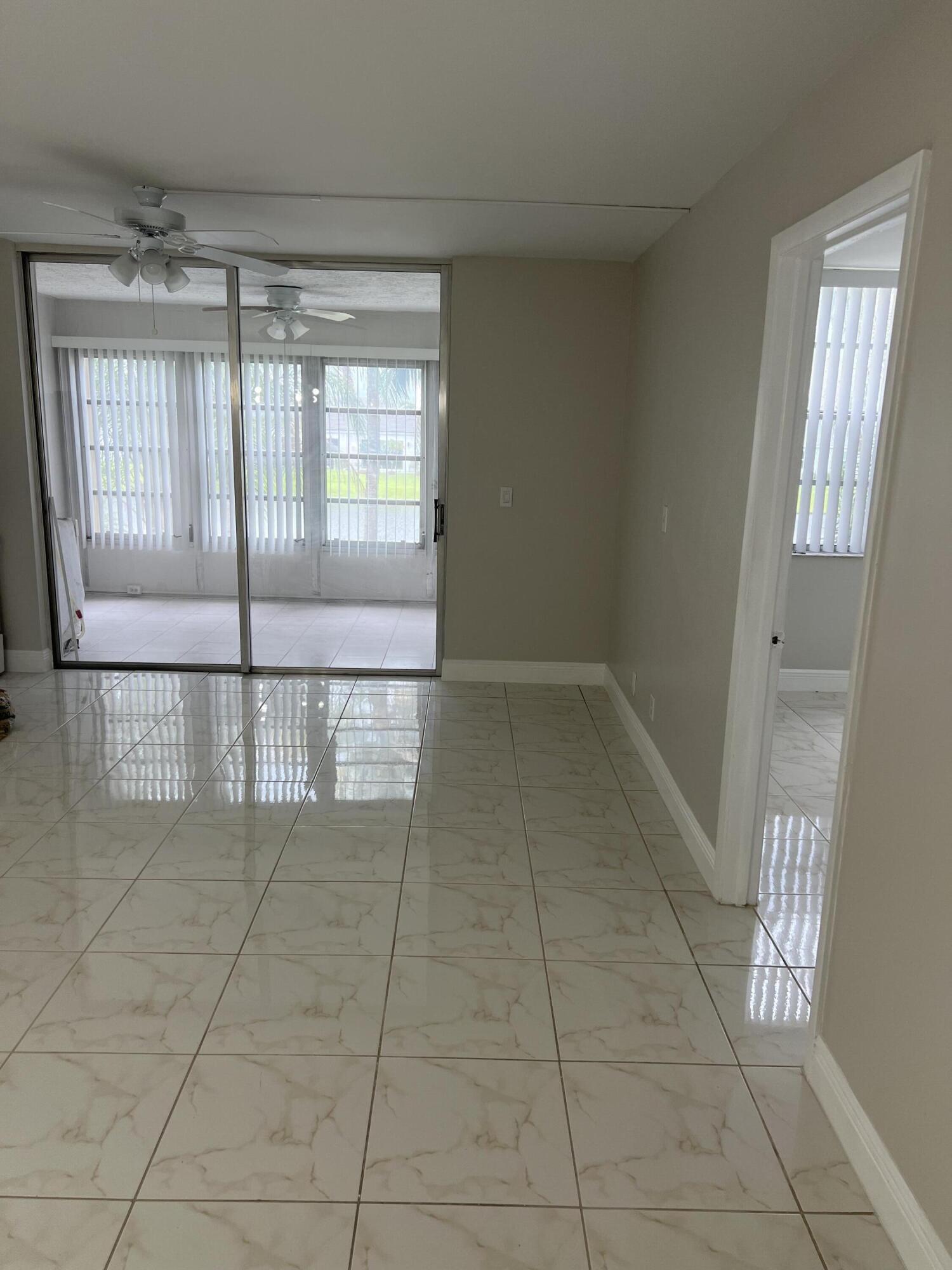 VILLAGES OF ORIOLE ABBEY CONDO - Residential