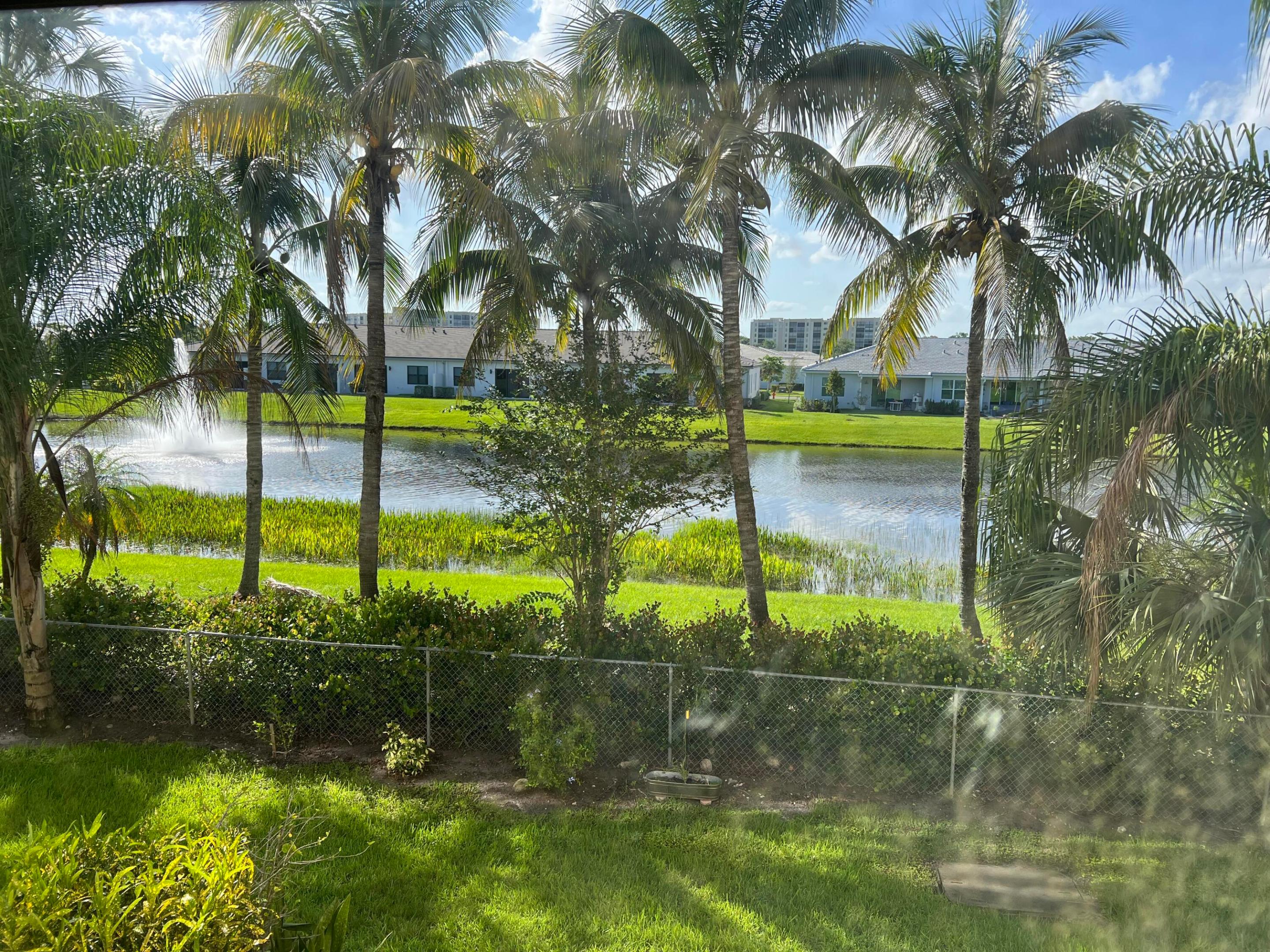 VILLAGES OF ORIOLE ABBEY CONDO - Residential
