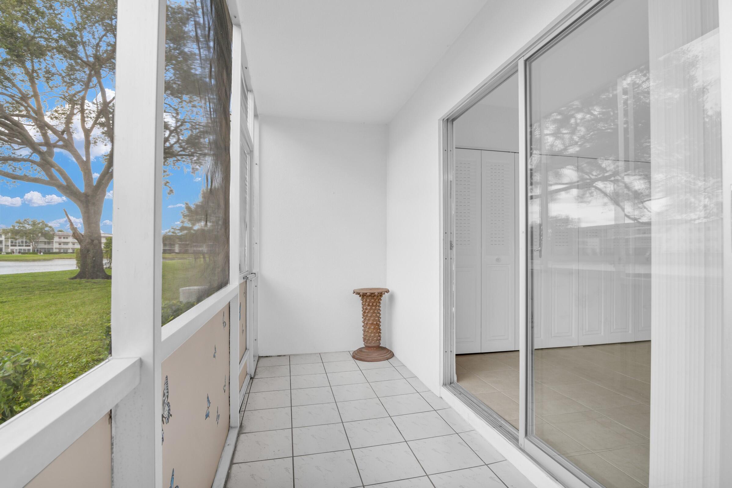 FANSHAW AT CENTURY VILLAGE CONDO - Residential Lease