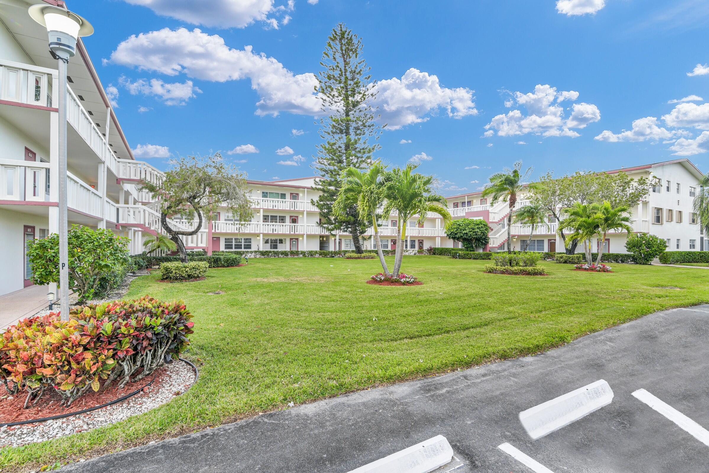 FANSHAW AT CENTURY VILLAGE CONDO - Residential Lease