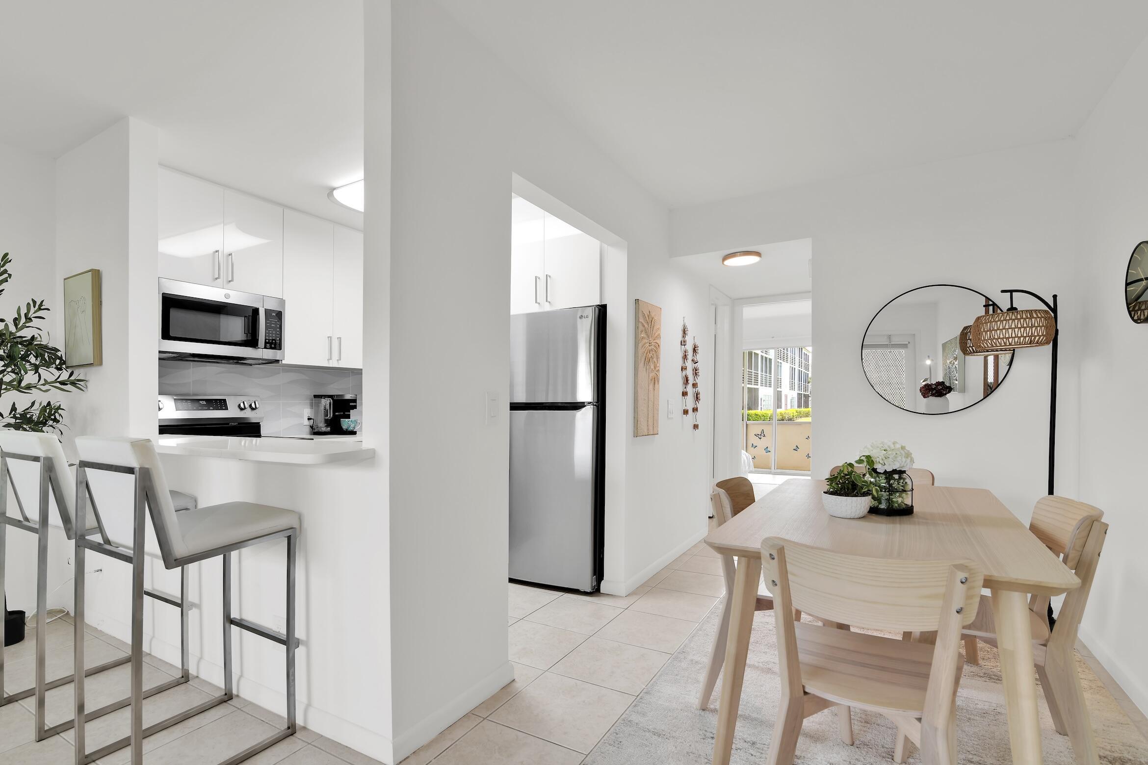 FANSHAW AT CENTURY VILLAGE CONDO - Residential Lease