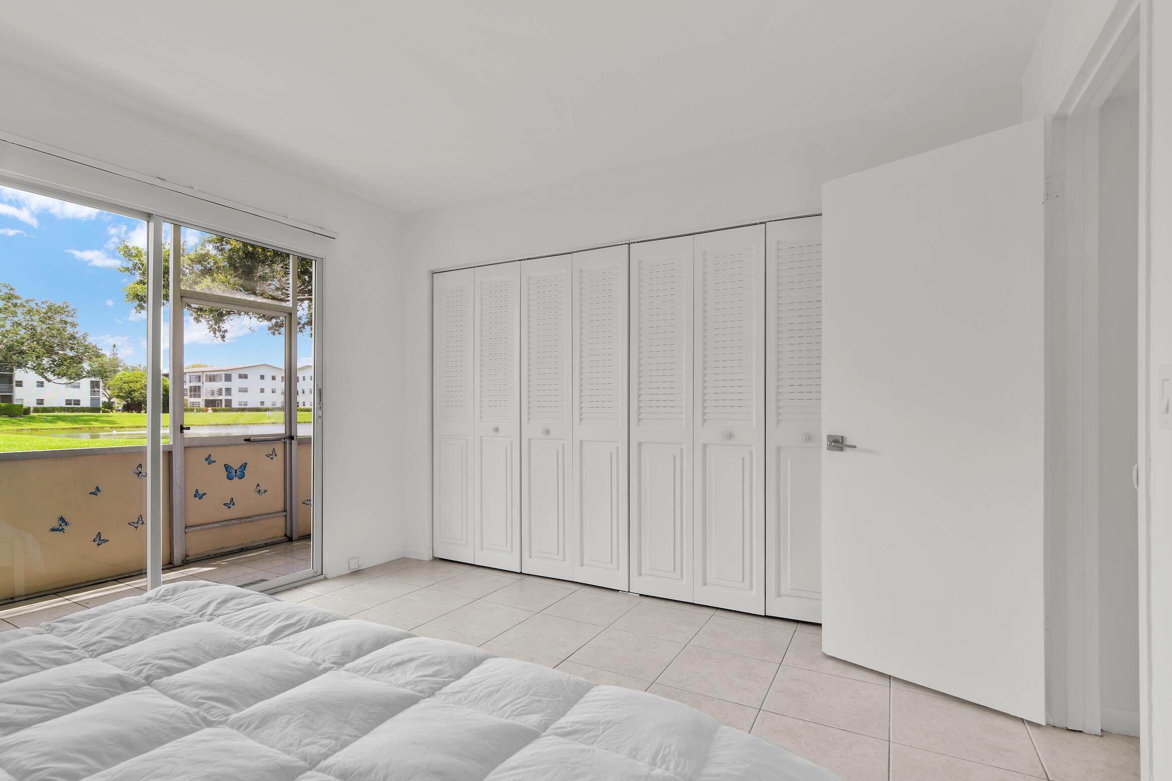 FANSHAW AT CENTURY VILLAGE CONDO - Residential Lease