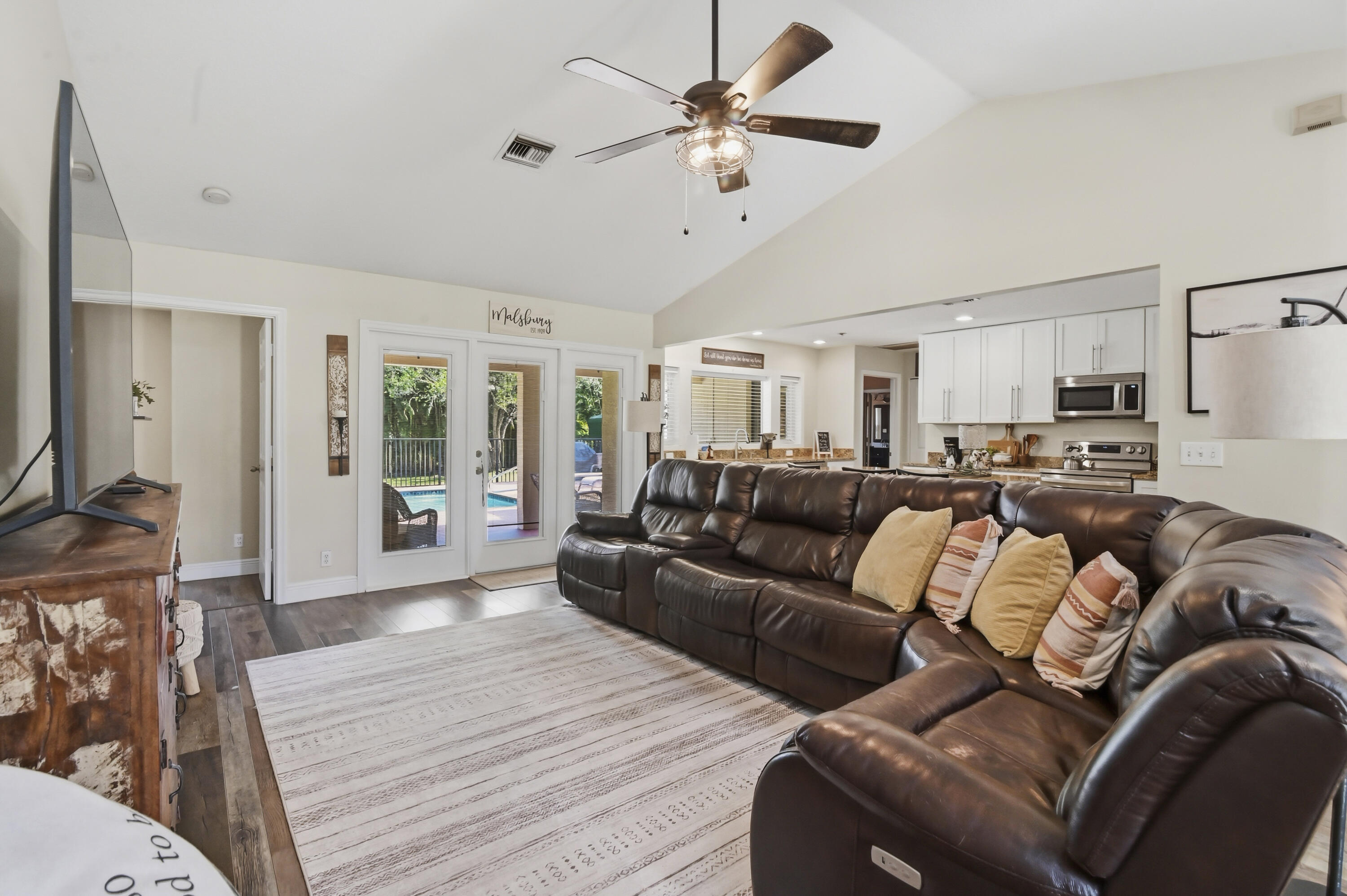 The Acreage - Residential