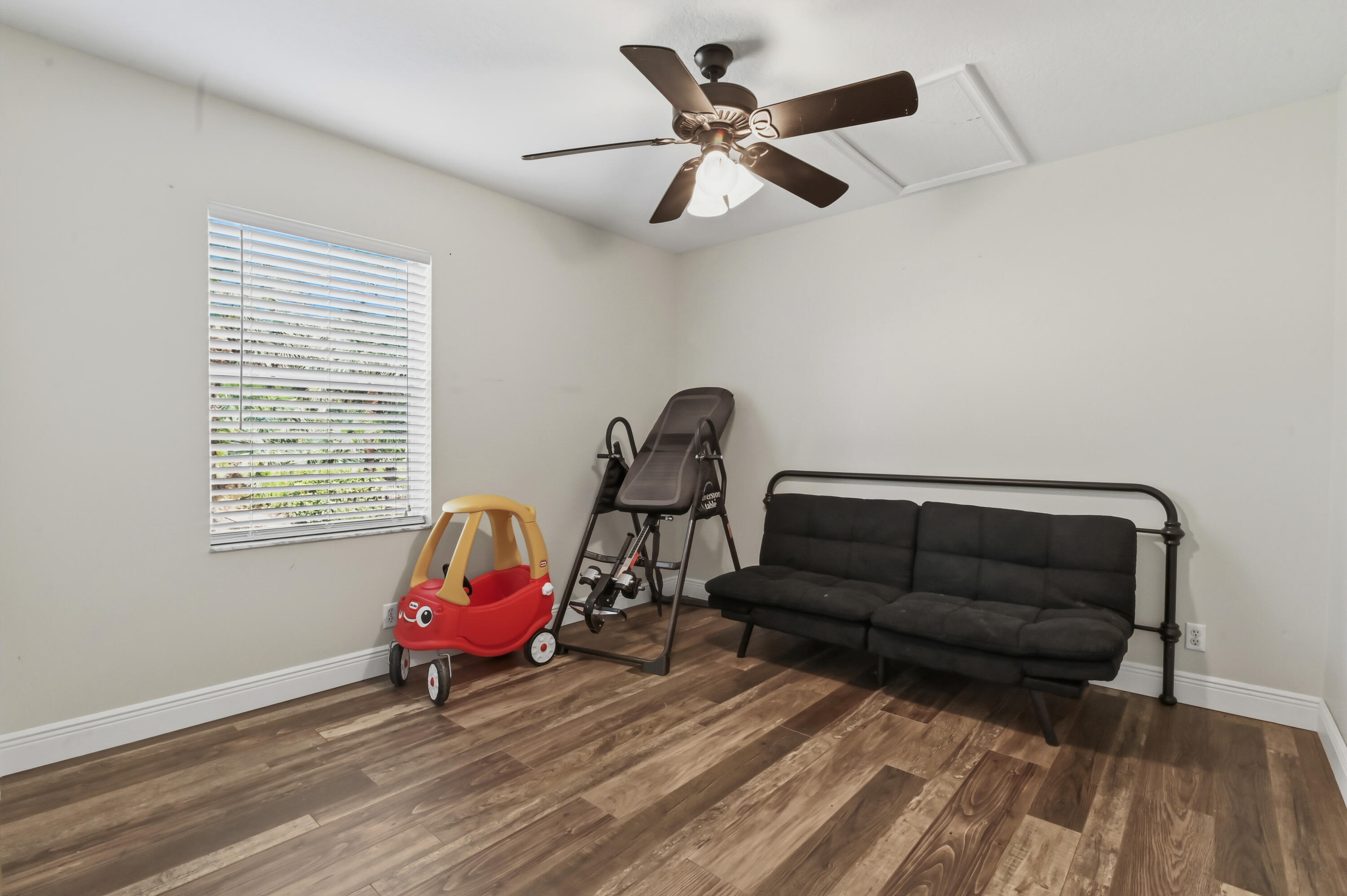 The Acreage - Residential