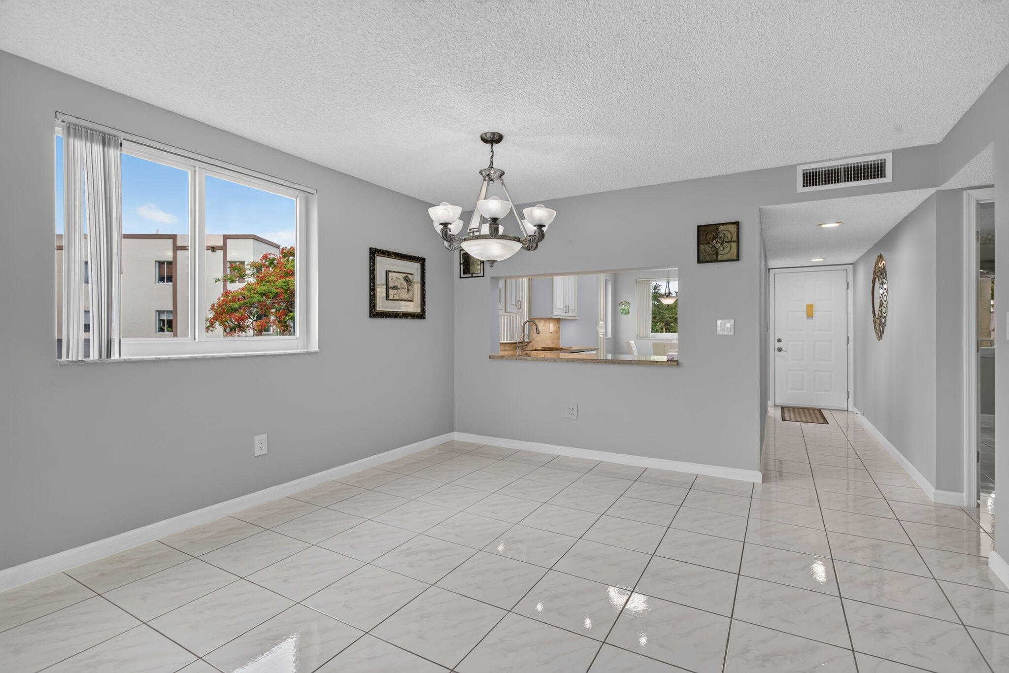 DEVON CONDOMINIUM - Residential