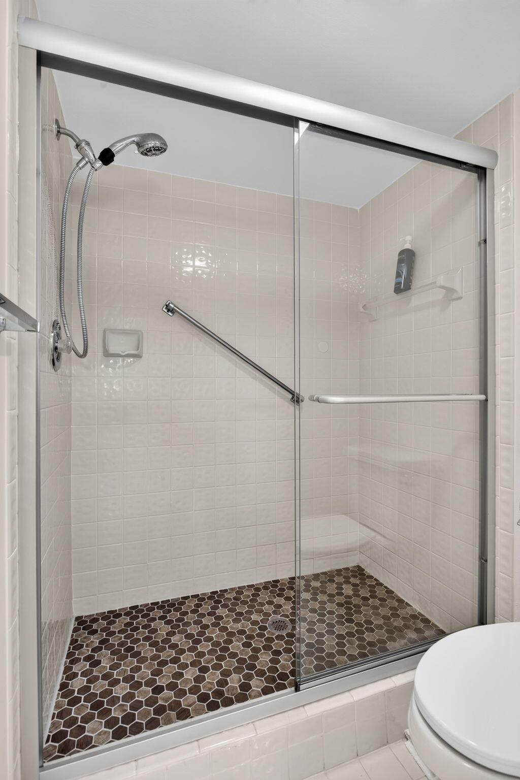 DEVON CONDOMINIUM - Residential