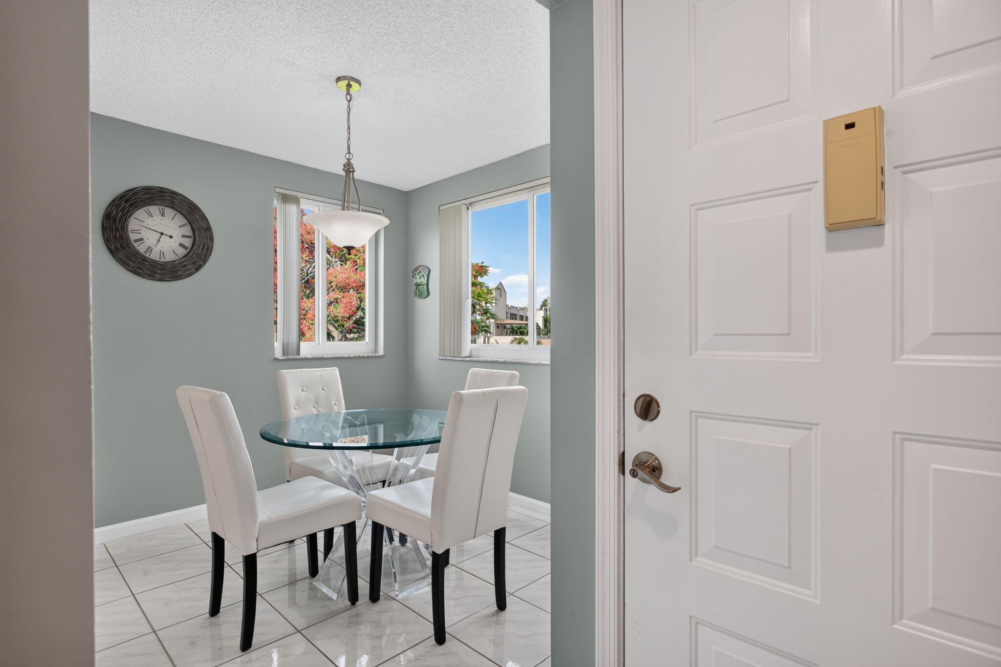DEVON CONDOMINIUM - Residential