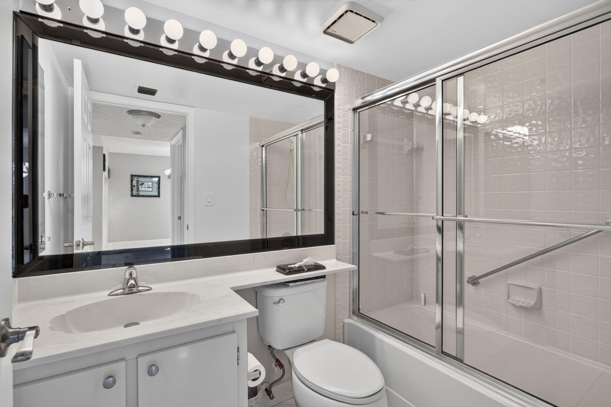 DEVON CONDOMINIUM - Residential