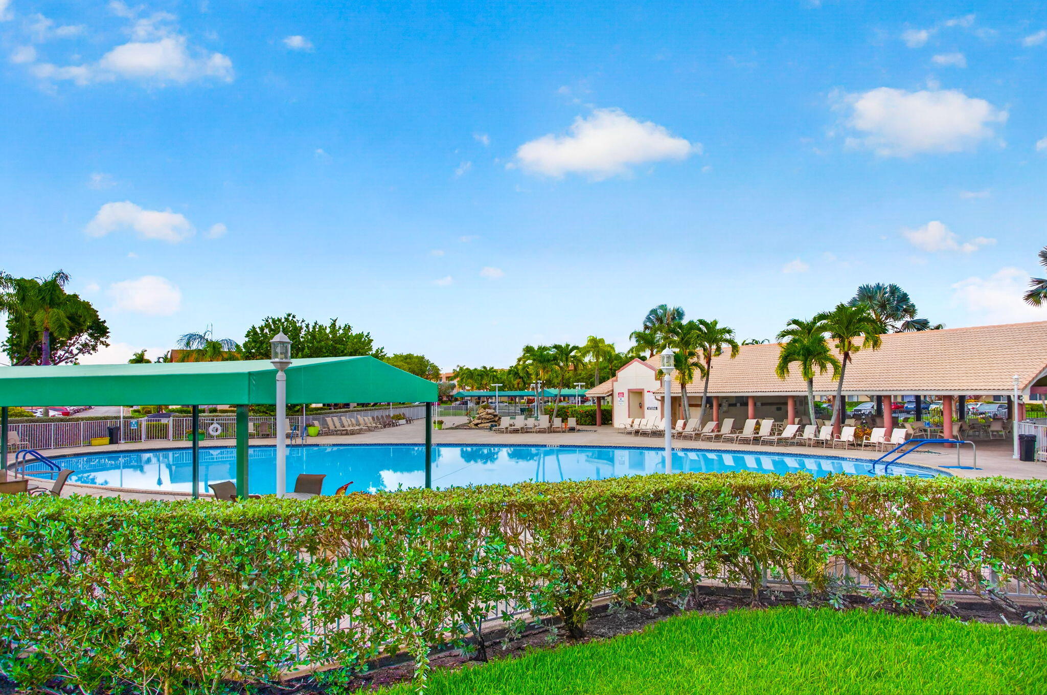 DEVON CONDOMINIUM - Residential