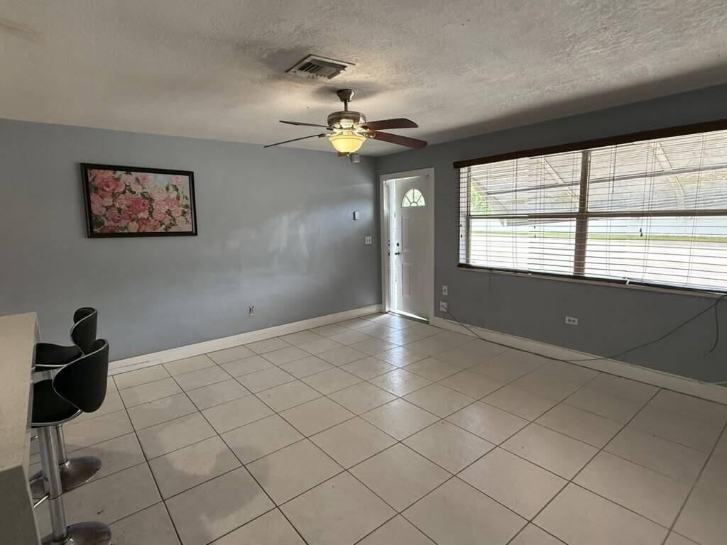 PALM BEACH FARMS CO 7 - Residential