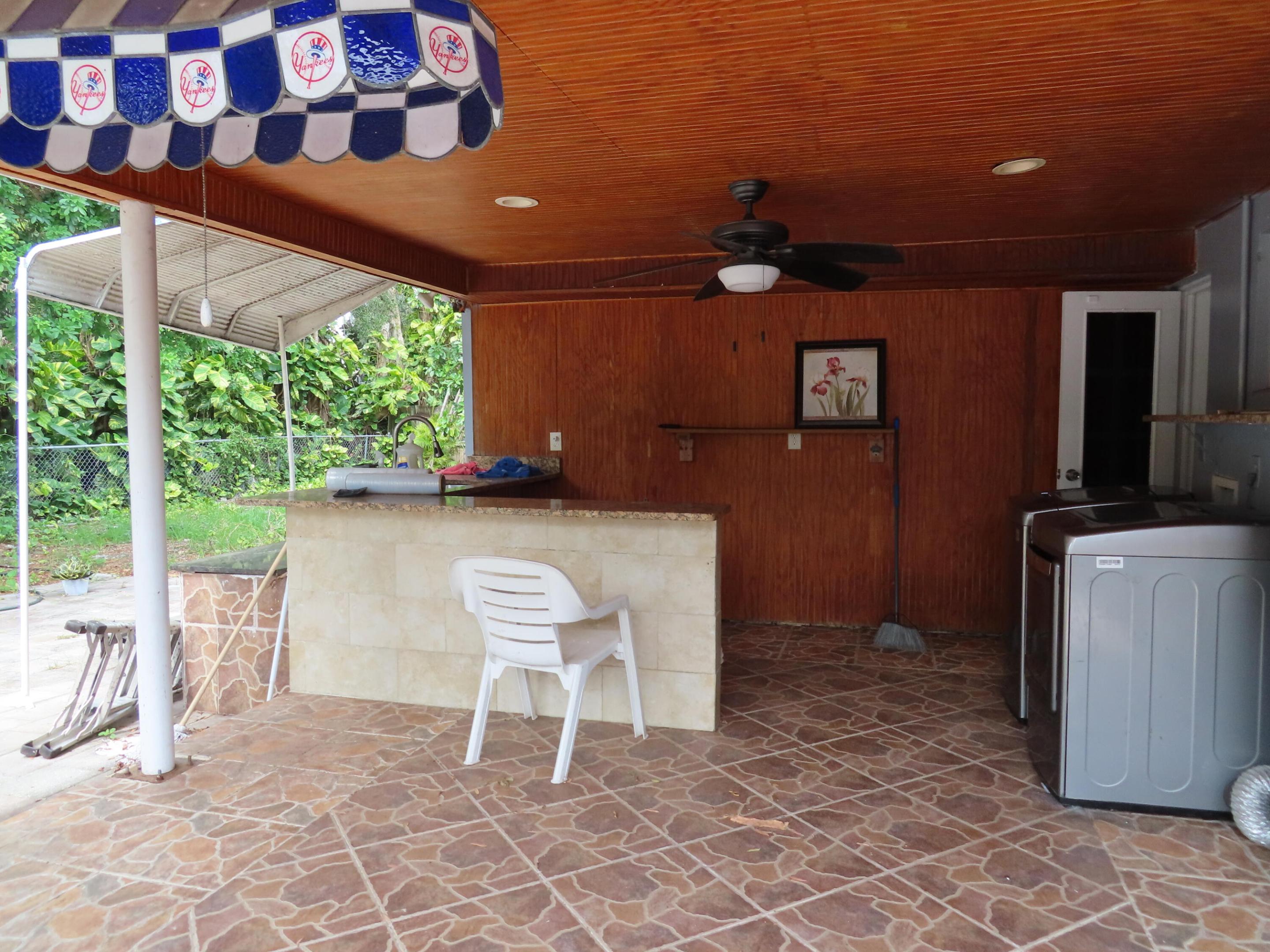 PALM BEACH FARMS CO 7 - Residential
