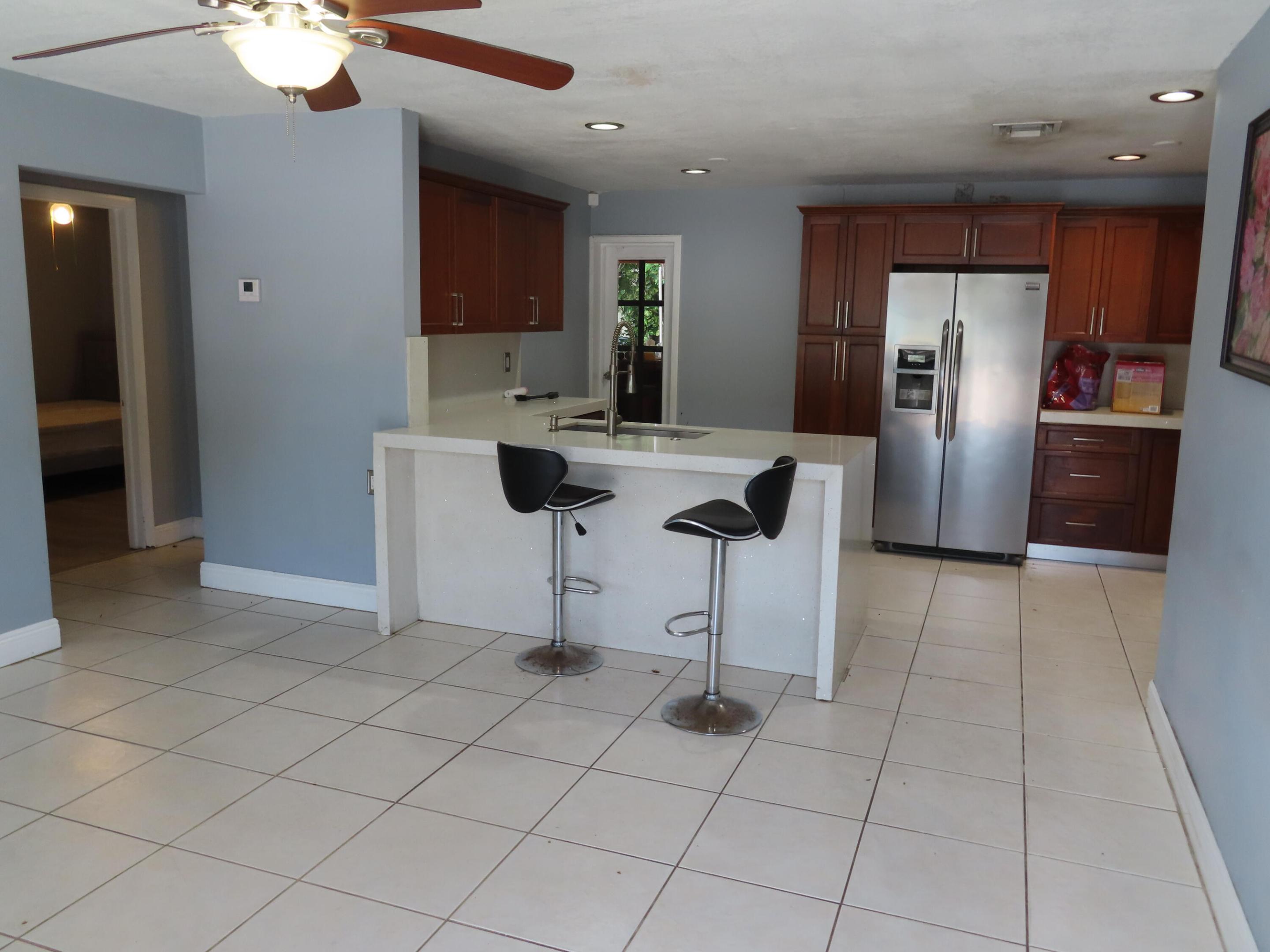 PALM BEACH FARMS CO 7 - Residential