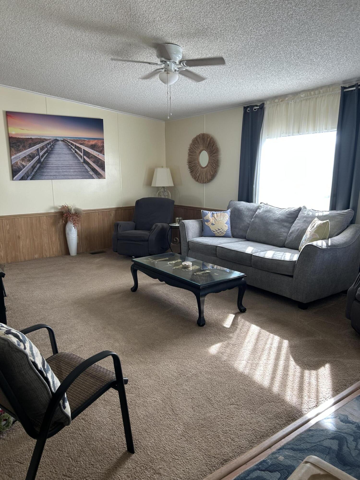 Spanish lakes country club - Residential