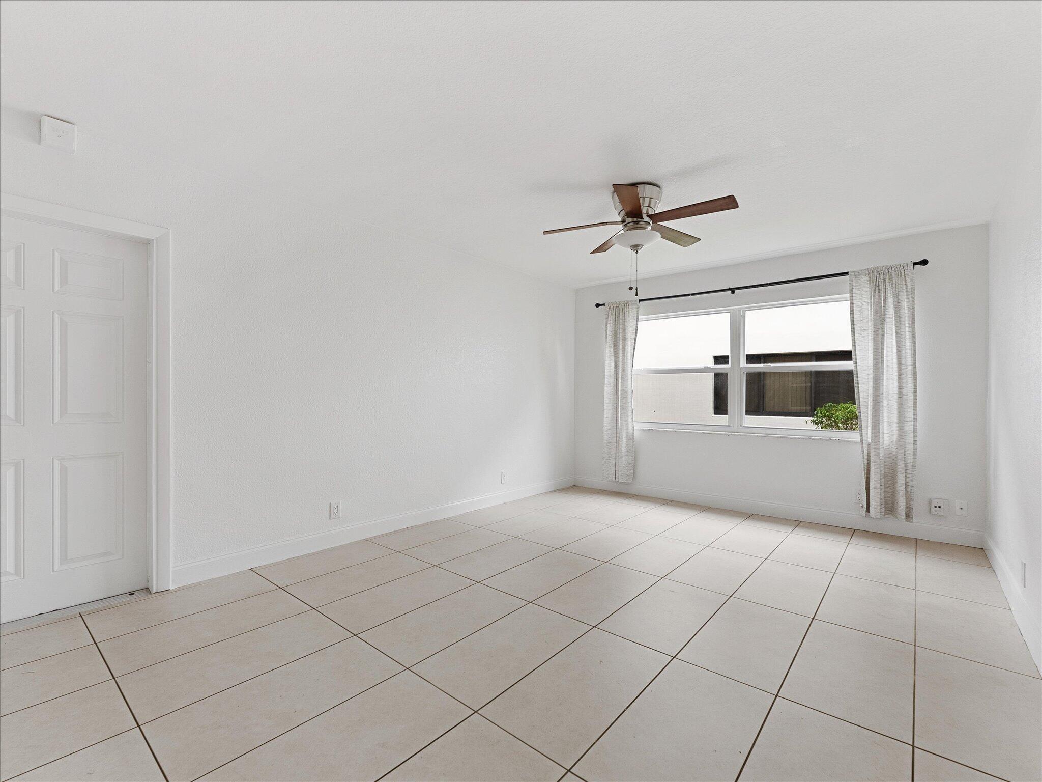 OCEAN DRIVE ESTATES CONDO - Residential Lease