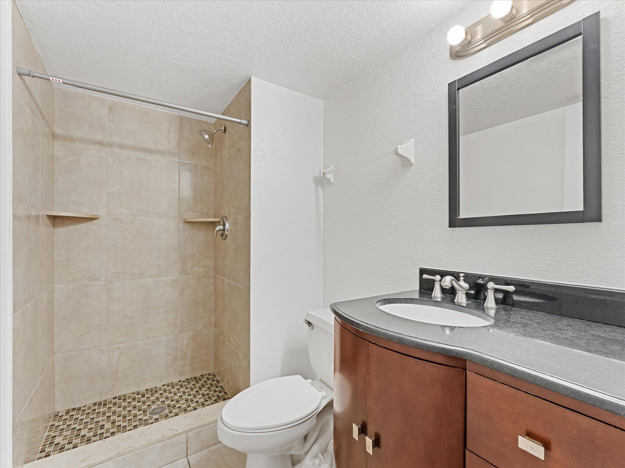 OCEAN DRIVE ESTATES CONDO - Residential Lease