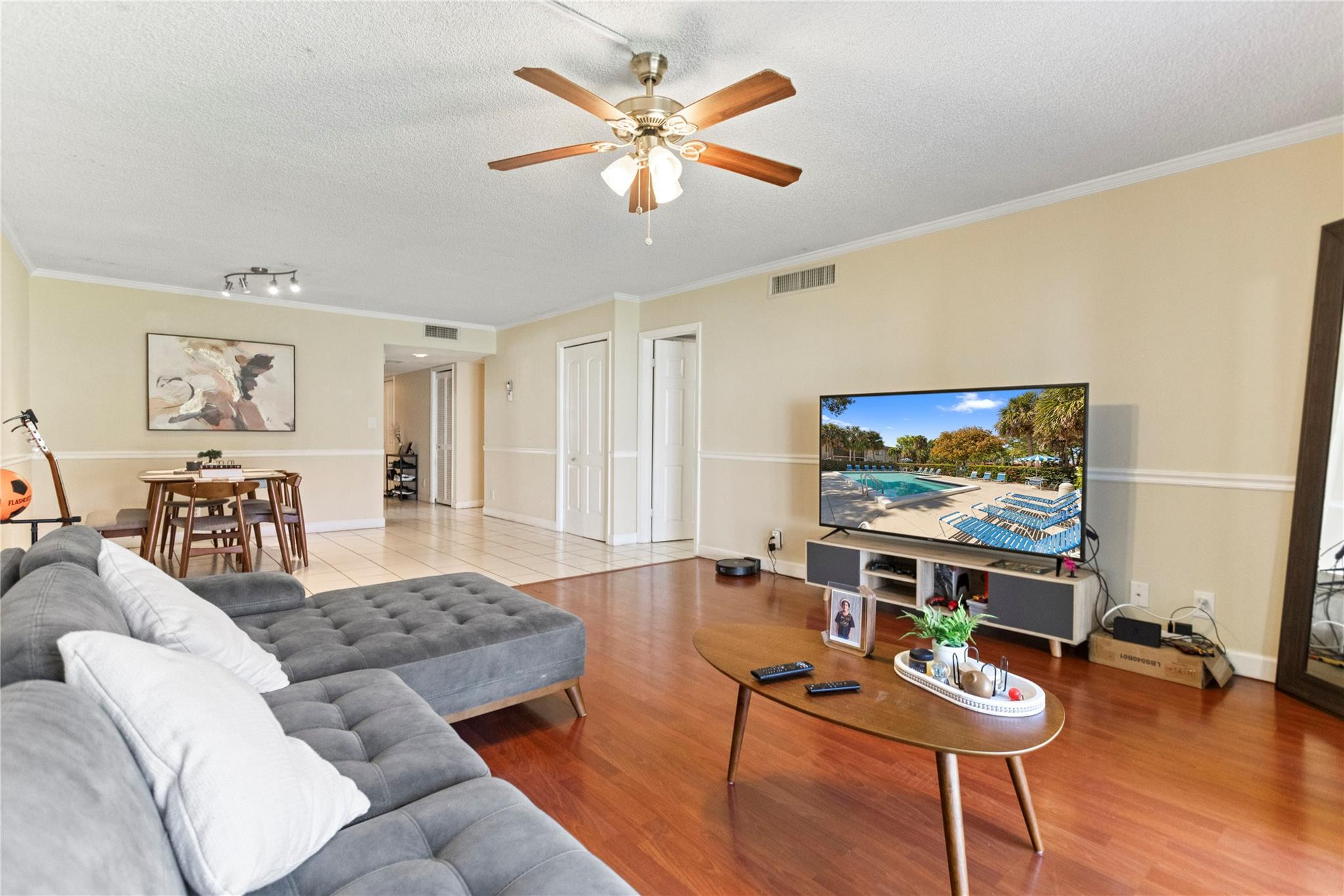 SADDLE CLUB GARDEN APTS AT - Residential