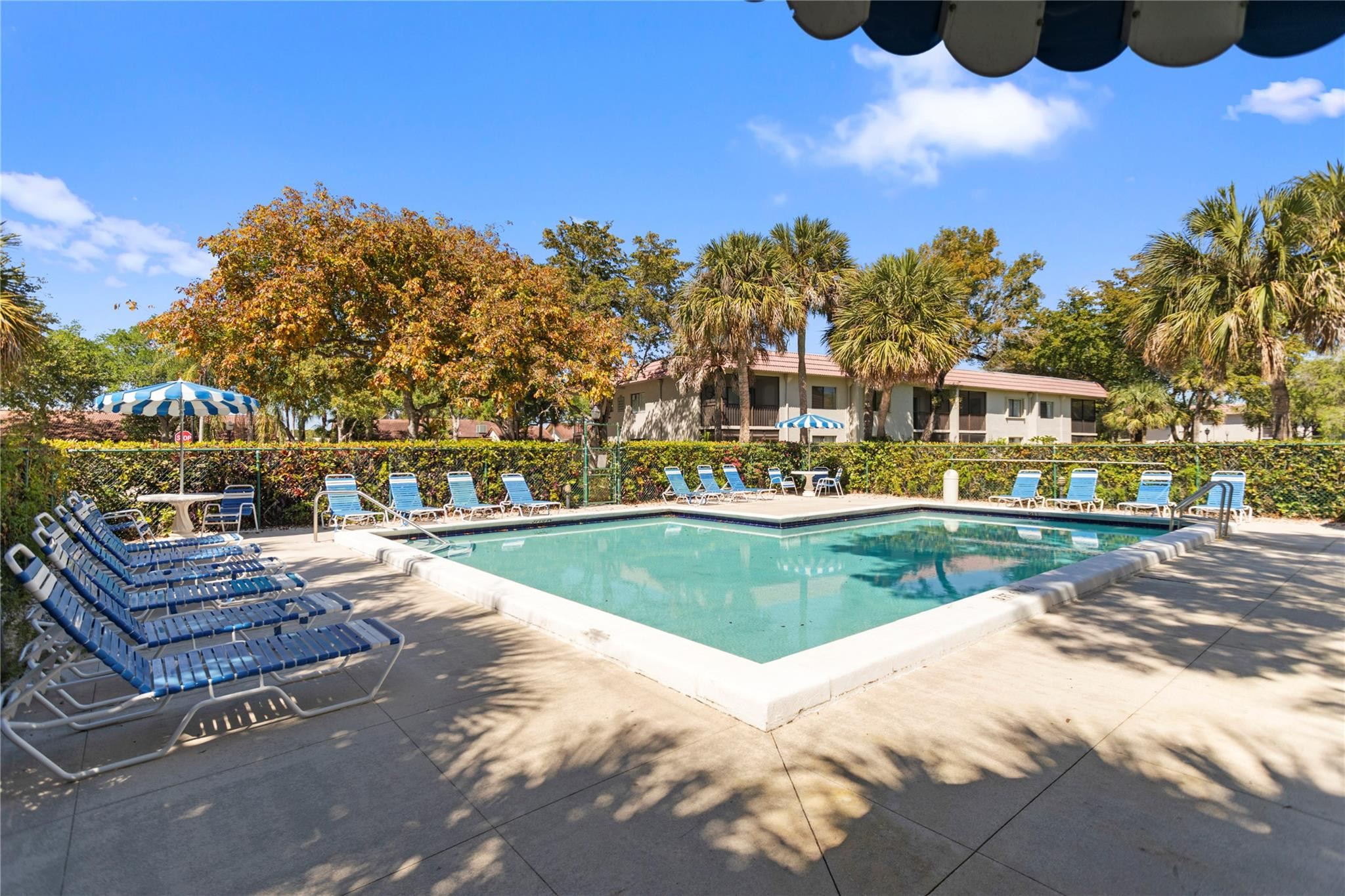 SADDLE CLUB GARDEN APTS AT - Residential
