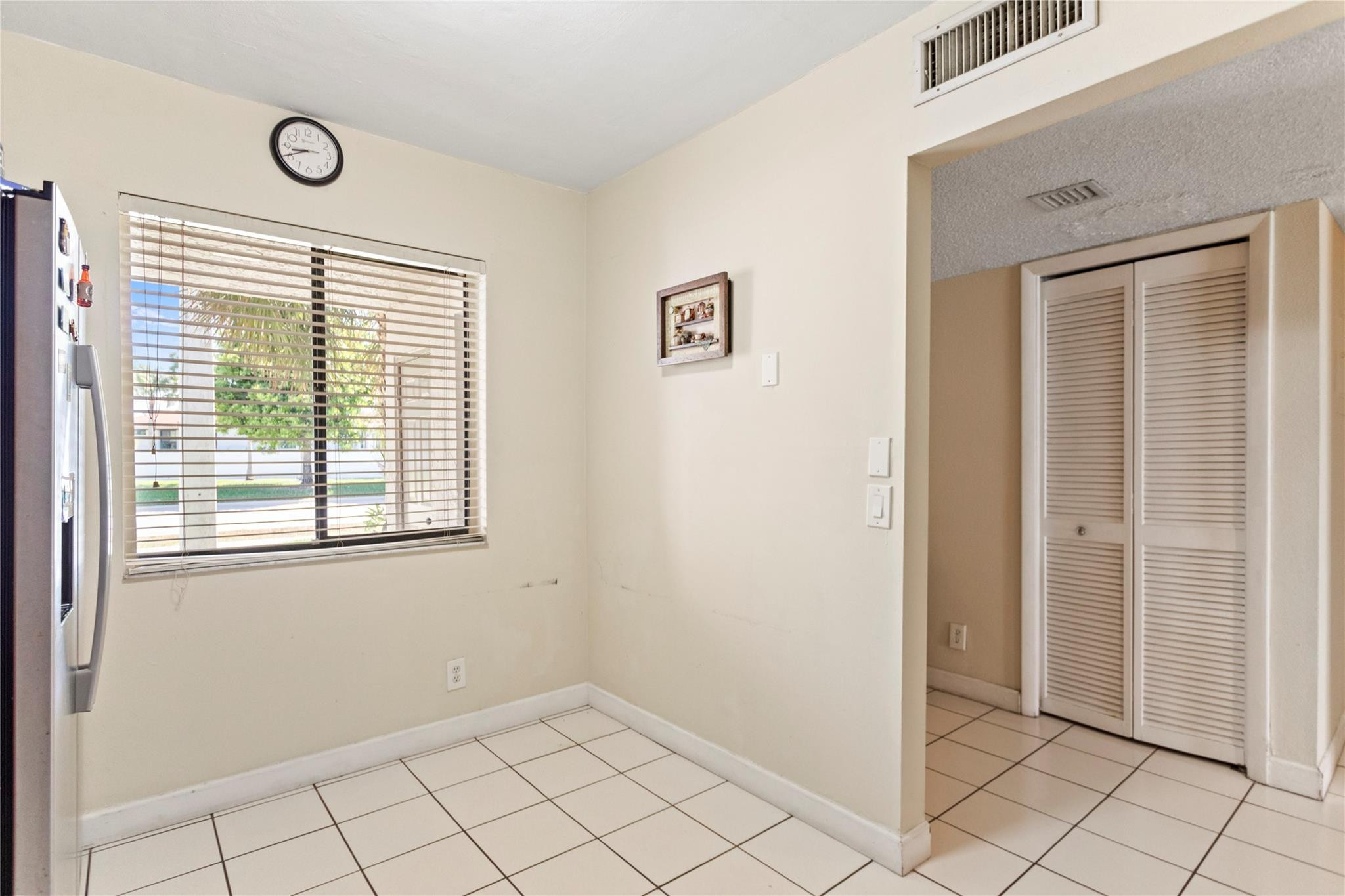 SADDLE CLUB GARDEN APTS AT - Residential