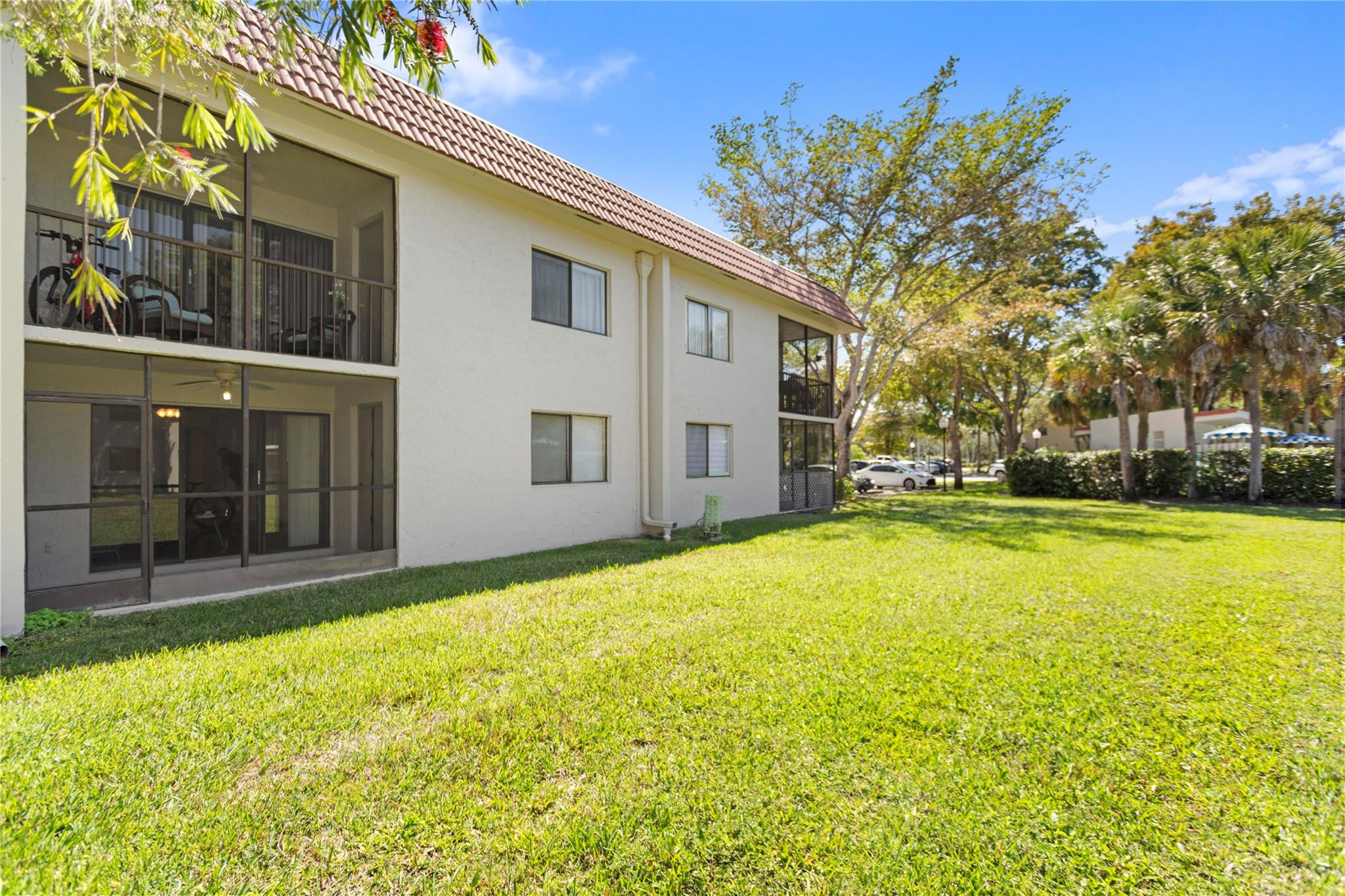 SADDLE CLUB GARDEN APTS AT - Residential