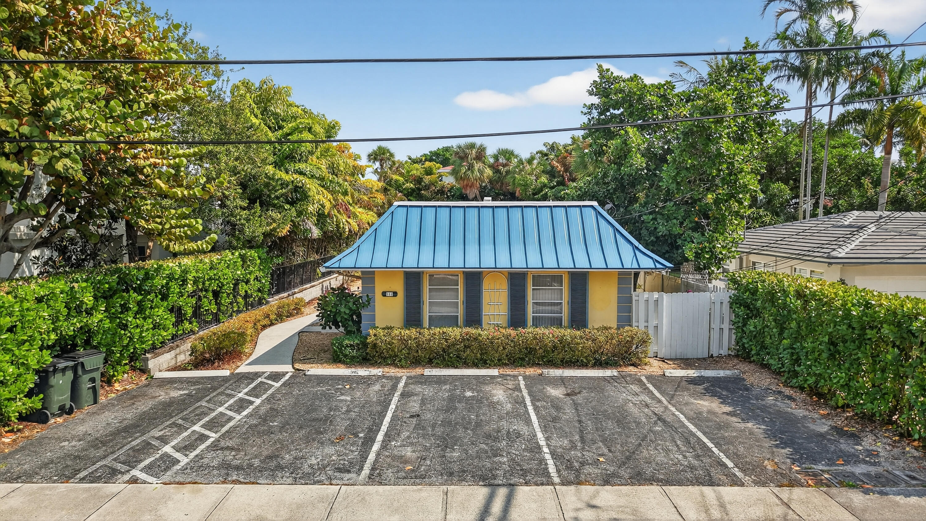 DELRAY TOWN OF - Residential Income