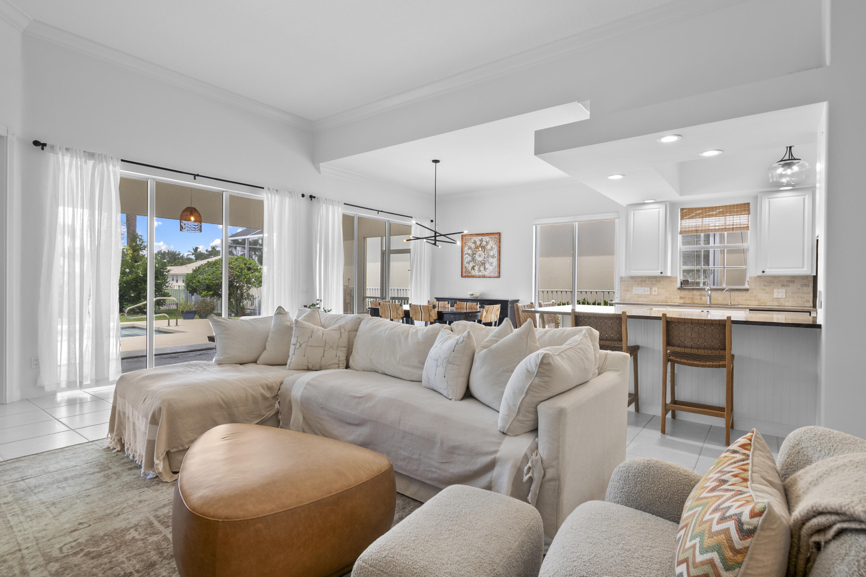 VILLAGEWALK OF WELLINGTON 3 - Residential