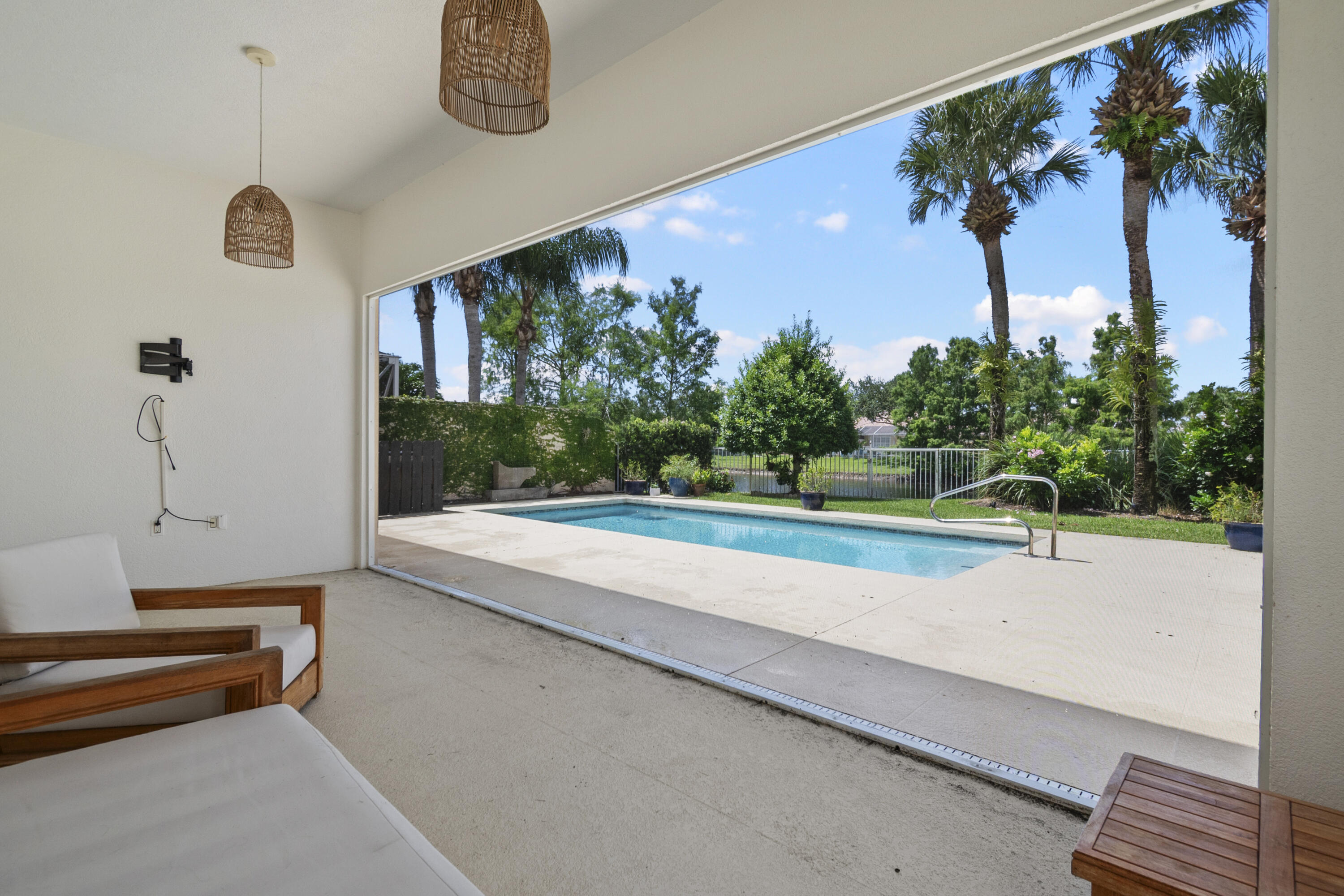 VILLAGEWALK OF WELLINGTON 3 - Residential