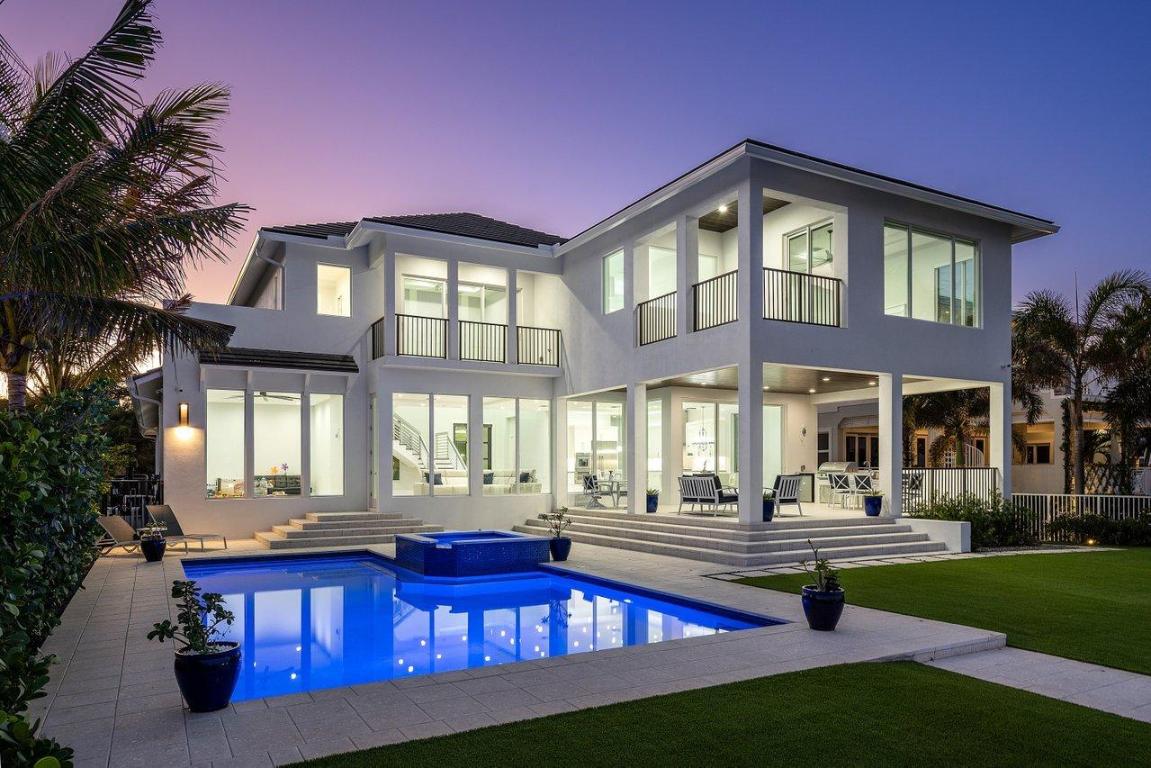 LAKESIDE GARDENS - Residential