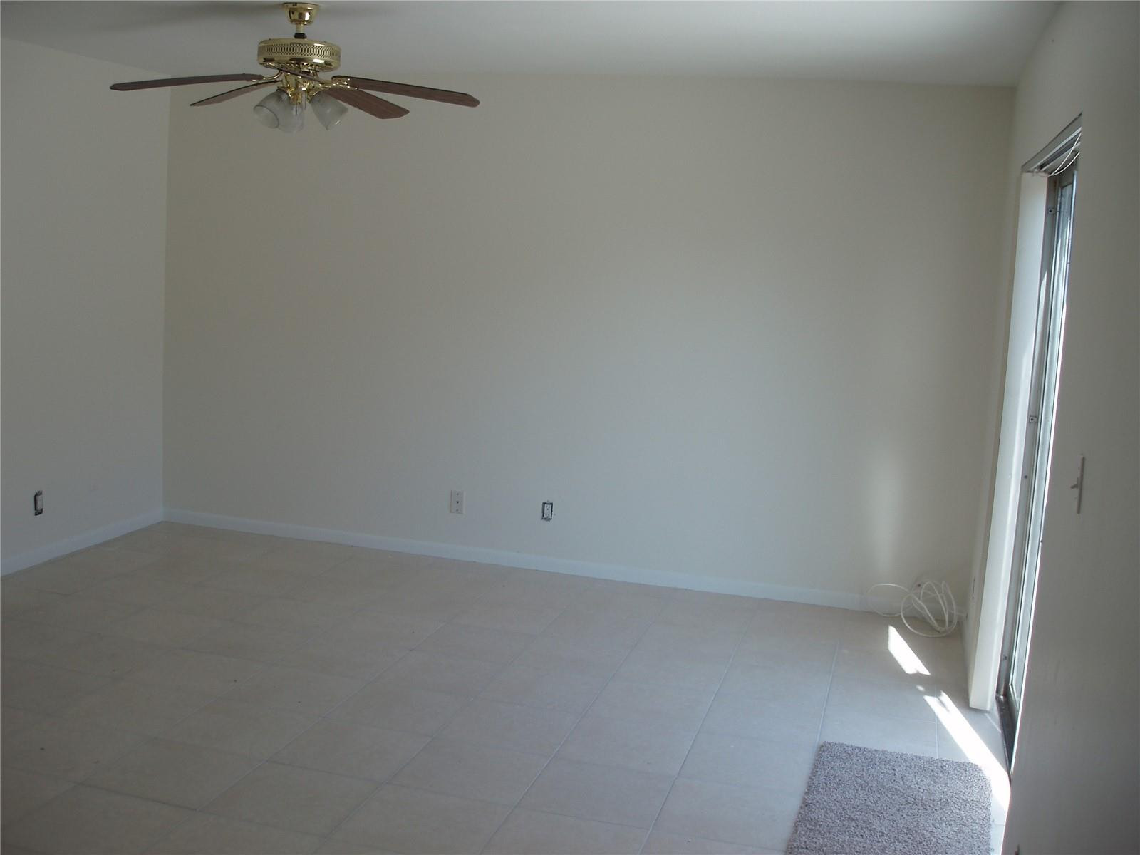 ARROWHEAD GOLF & TENNIS CLUB - Residential