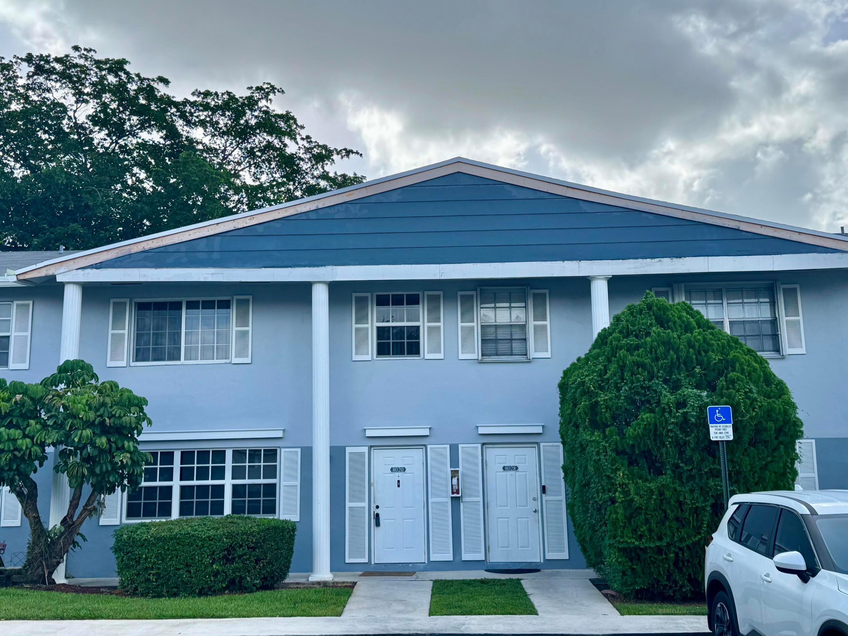 WHAT A GREAT TOWNHOUSE IN THE HEART OF DAVIE. THIS LARGE HOME FEATURES A NEWER KITCHEN WITH STAINLESS STEEL APPLIANCES. A FORMAL LIVING ROOM, FAMILY ROOM AND DINING ROOM, EXTRA STORAGE UNDER THE STAIRS. ALL TILE FLOORS DOWNSTAIRS AND VINYL WOOD FLOORS ON THE STAIRS AND TOP FLOOR. 3 LARGE BEDROOMS ALL WITH SPACIOUS CLOSETS. PRIMARY WITH A WALK IN CLOSET. WASHER AND DRYER OFF THE KITCHEN FOR EASY LAUNDRY. HUGE BACK PATIO TO SIT AND RELAX ON. CLOSE TO HIGHWAYS, SHOPPING, DINING AND SCHOOLS. MINUTES TO FORT LAUDERDALE AIRPORT. MINIMUM CREDIT SCORE IS 620. SHOWING ON FRIDAY - SATURDAY - SUNDAY ONLY. LEASE EXPIRES AUG 31.