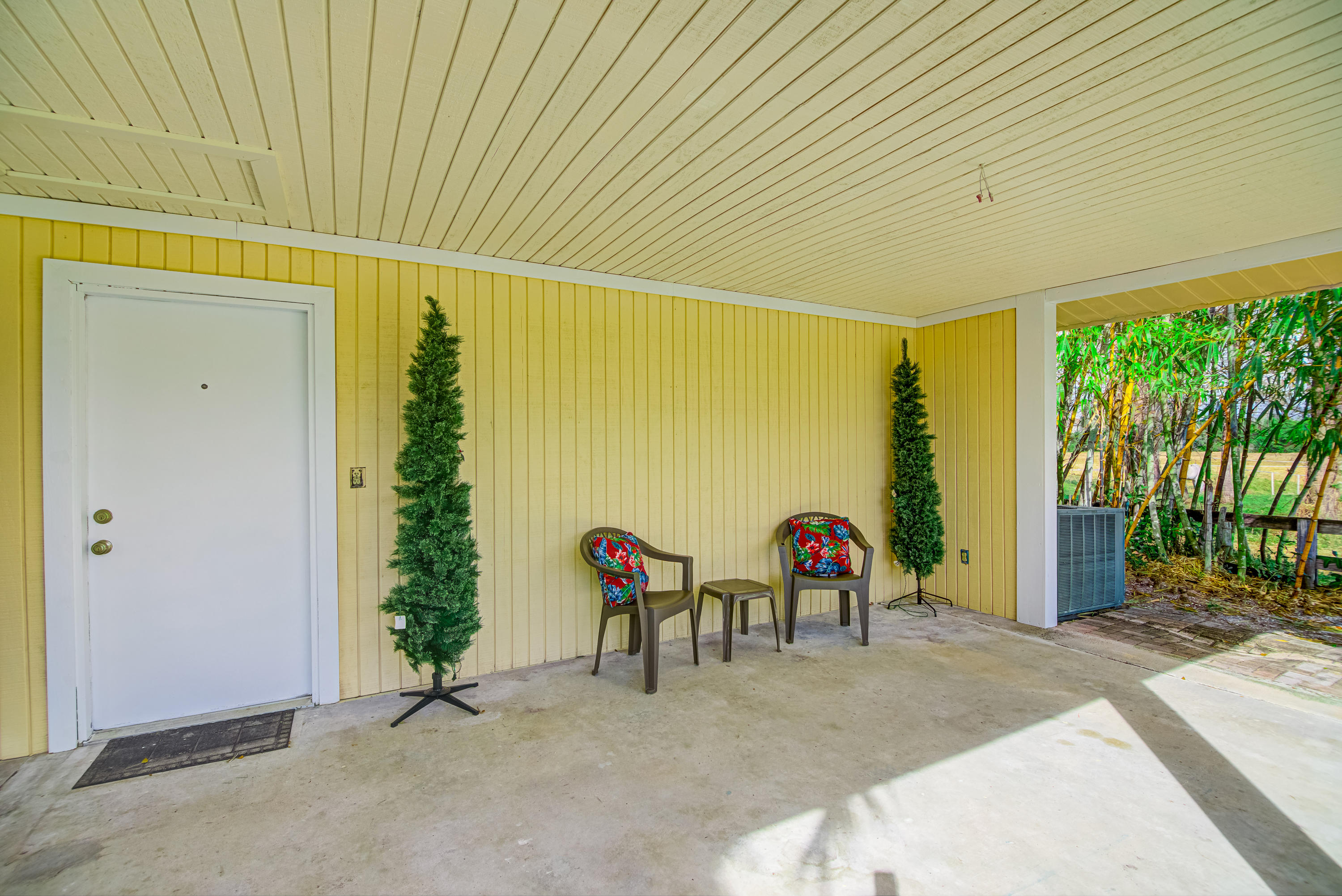 PALM BEACH FARMS CO 3 - Residential