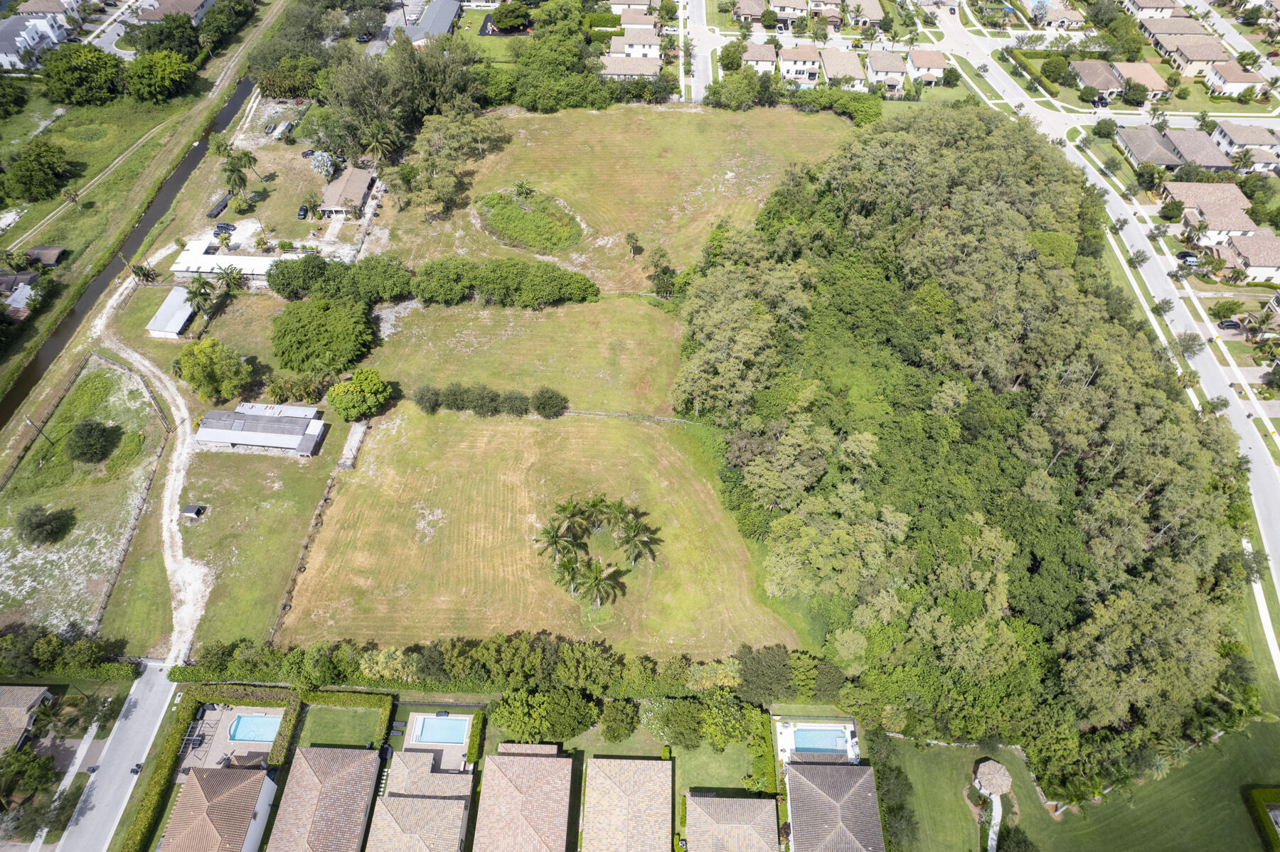 PALM BEACH FARMS CO 3 - Residential