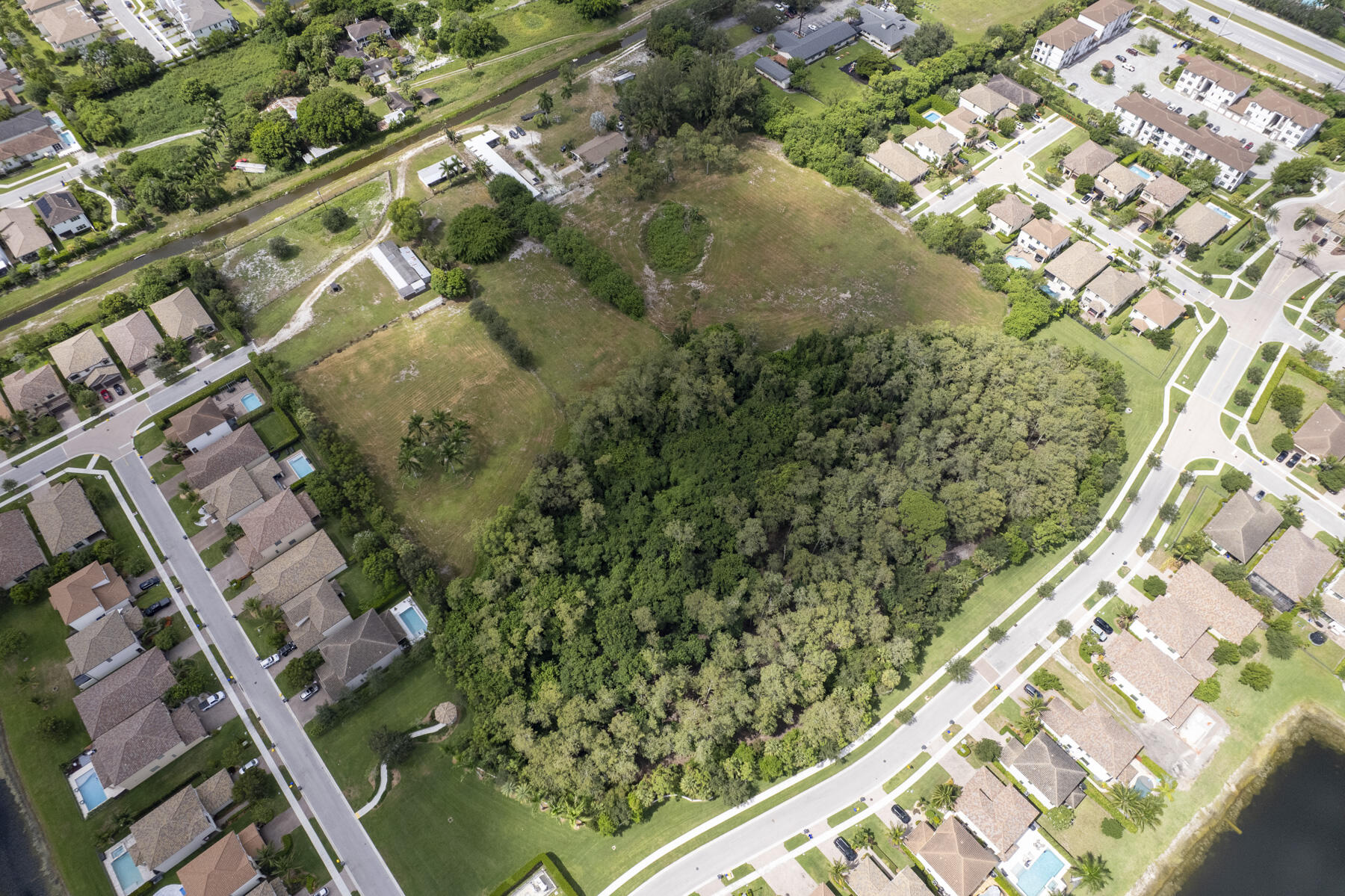 PALM BEACH FARMS CO 3 - Residential
