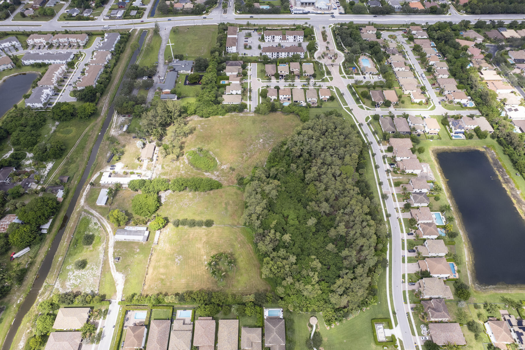 PALM BEACH FARMS CO 3 - Residential
