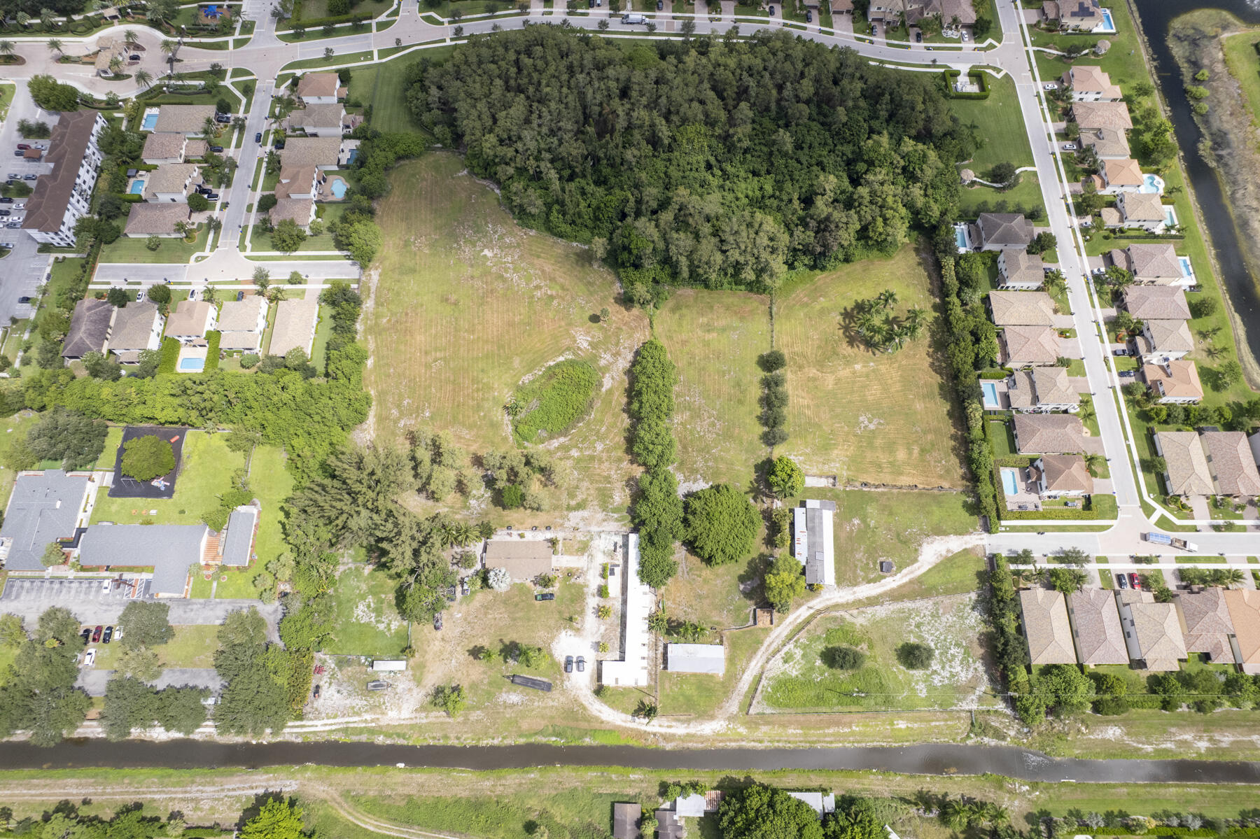 PALM BEACH FARMS CO 3 - Residential