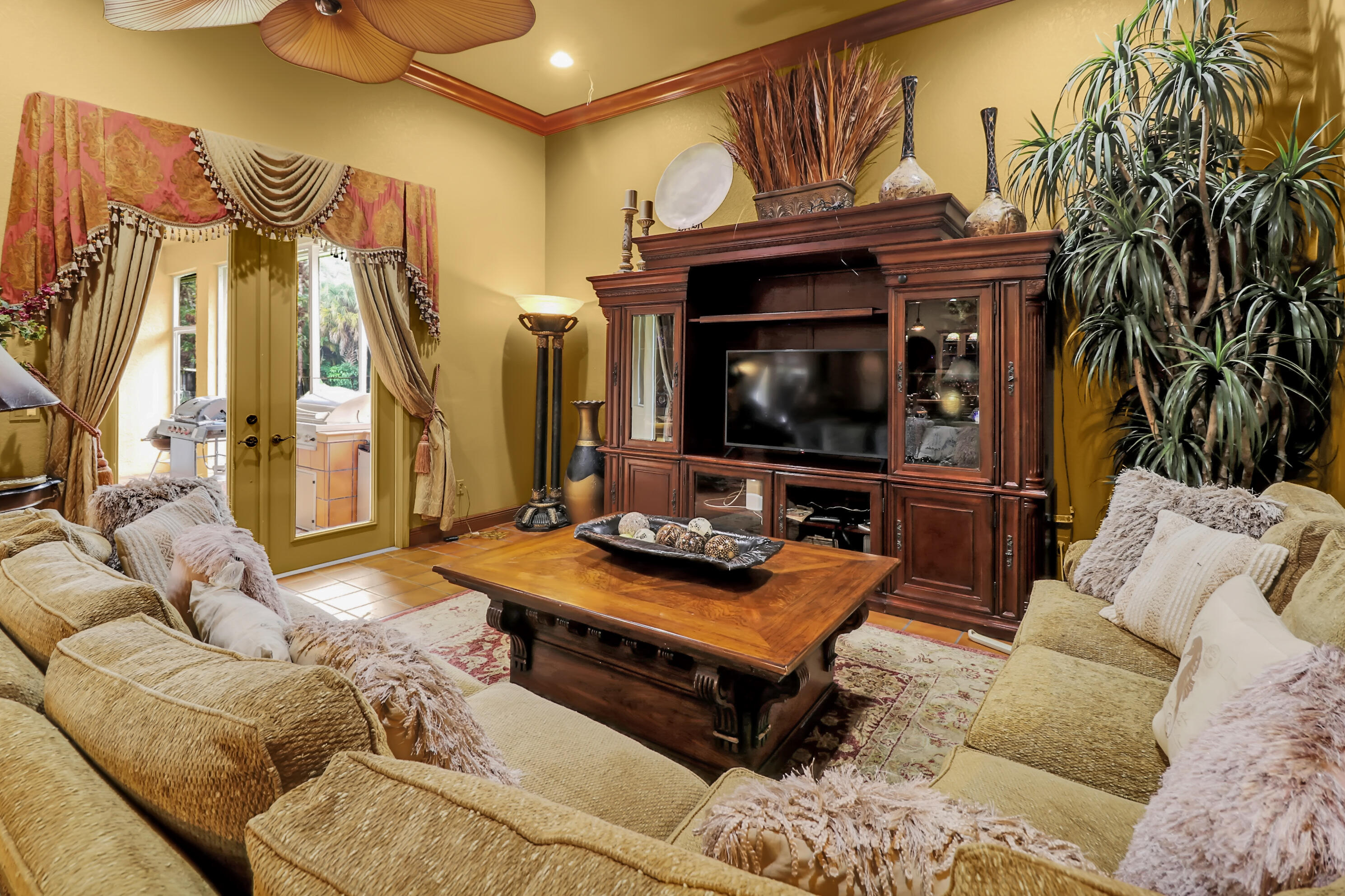 ACREAGE - Residential Lease