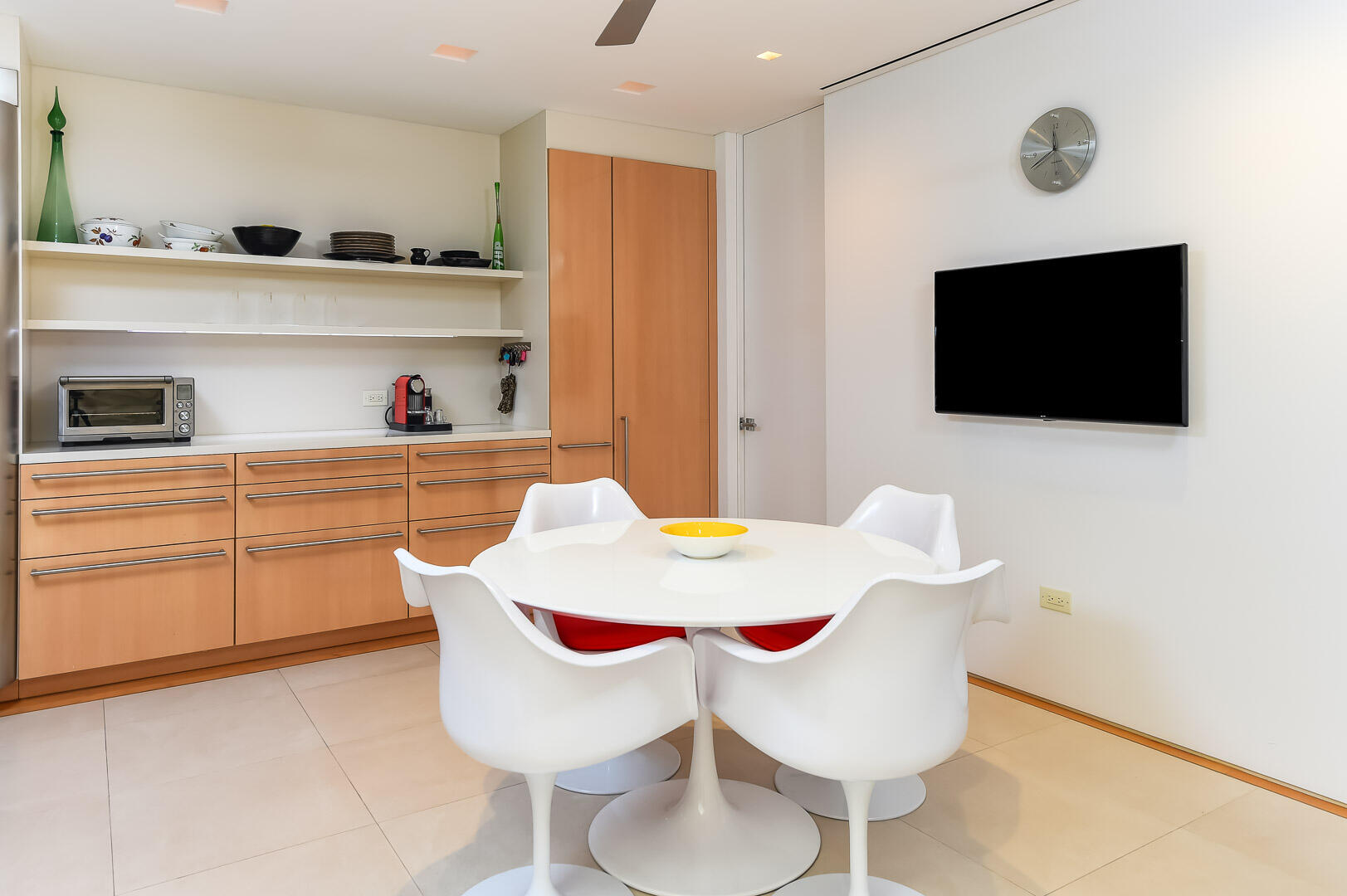 RESIDENCES AT SLOANS CURVE - Residential