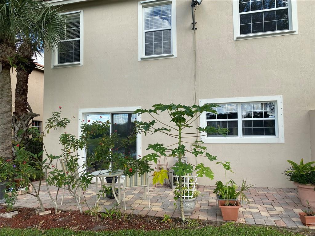 Verona Palms - Residential
